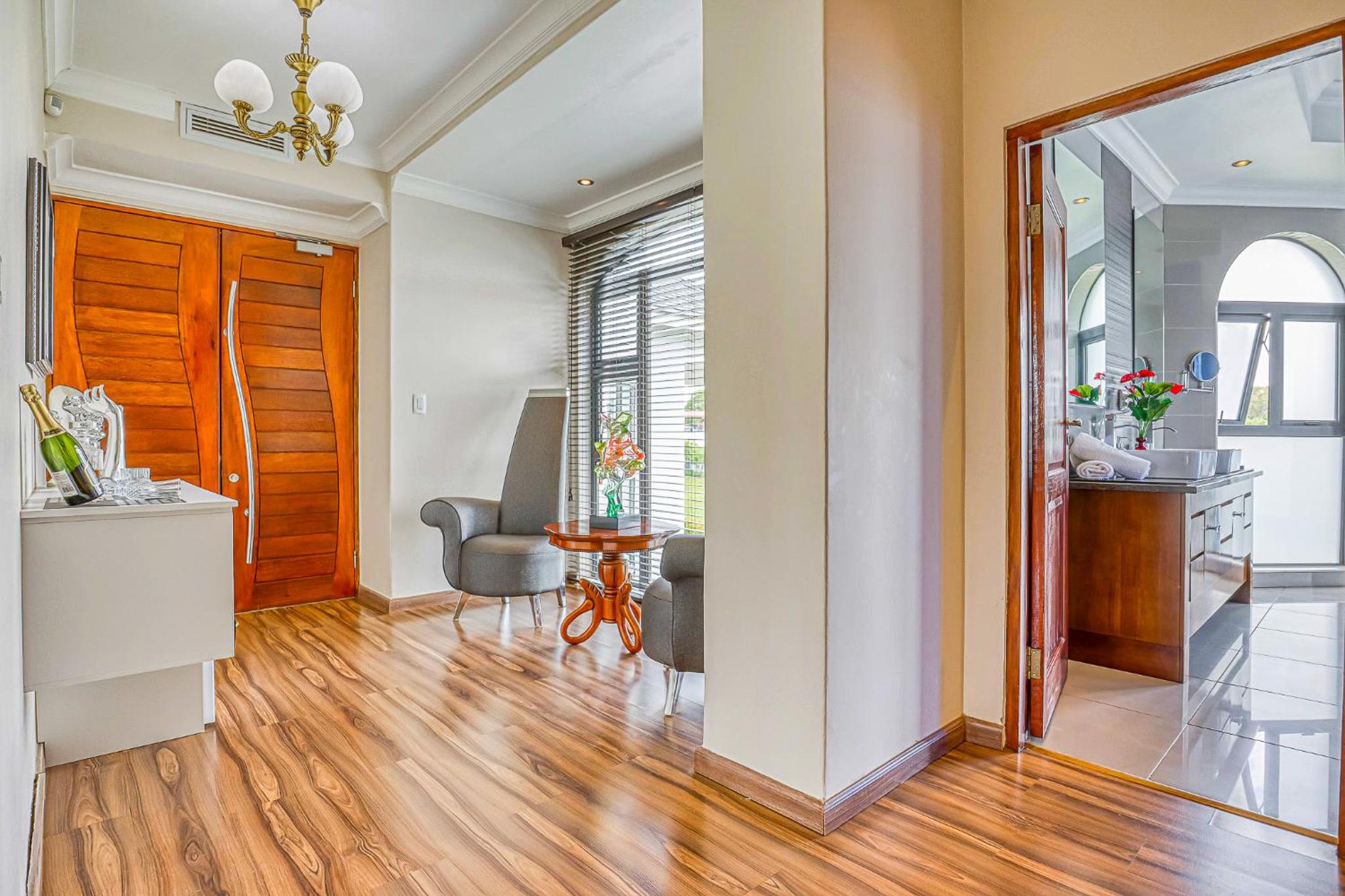 Villa Tasha Luxury Suites, Lanseria