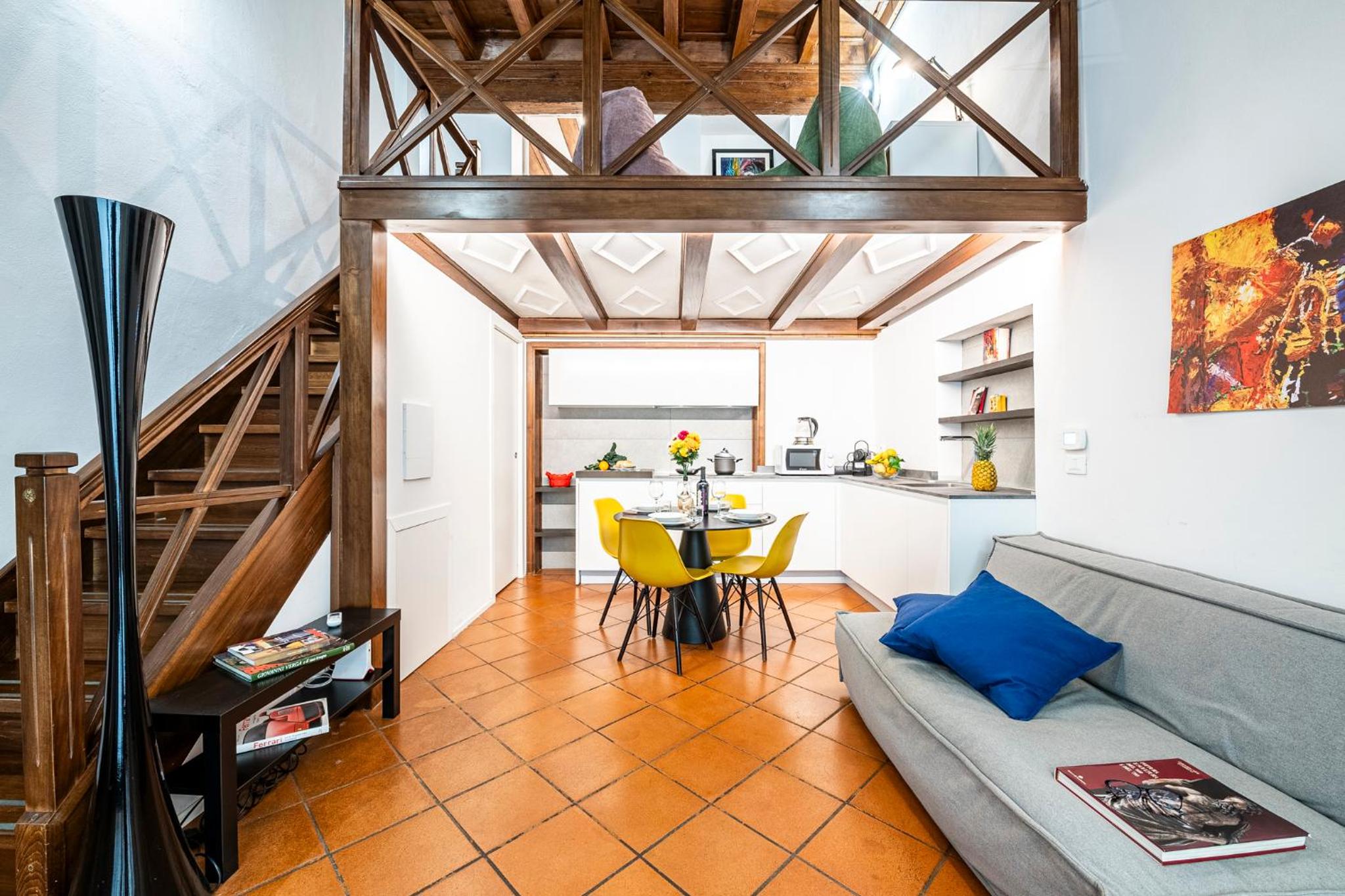 Ground Floor With Patio-Ghibellina 65