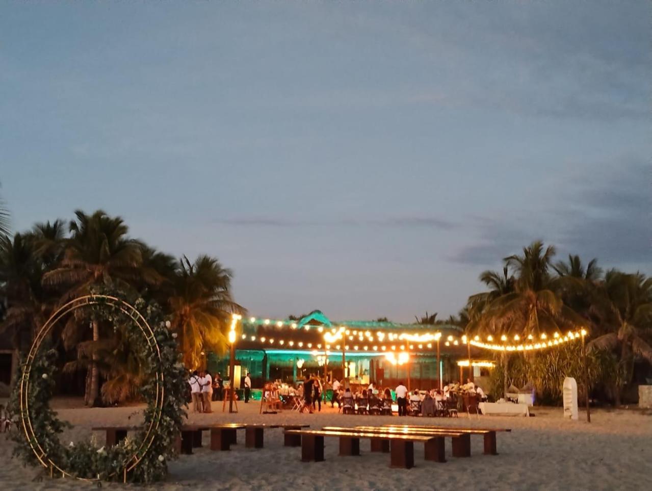 Oceanfront Casa Rhino