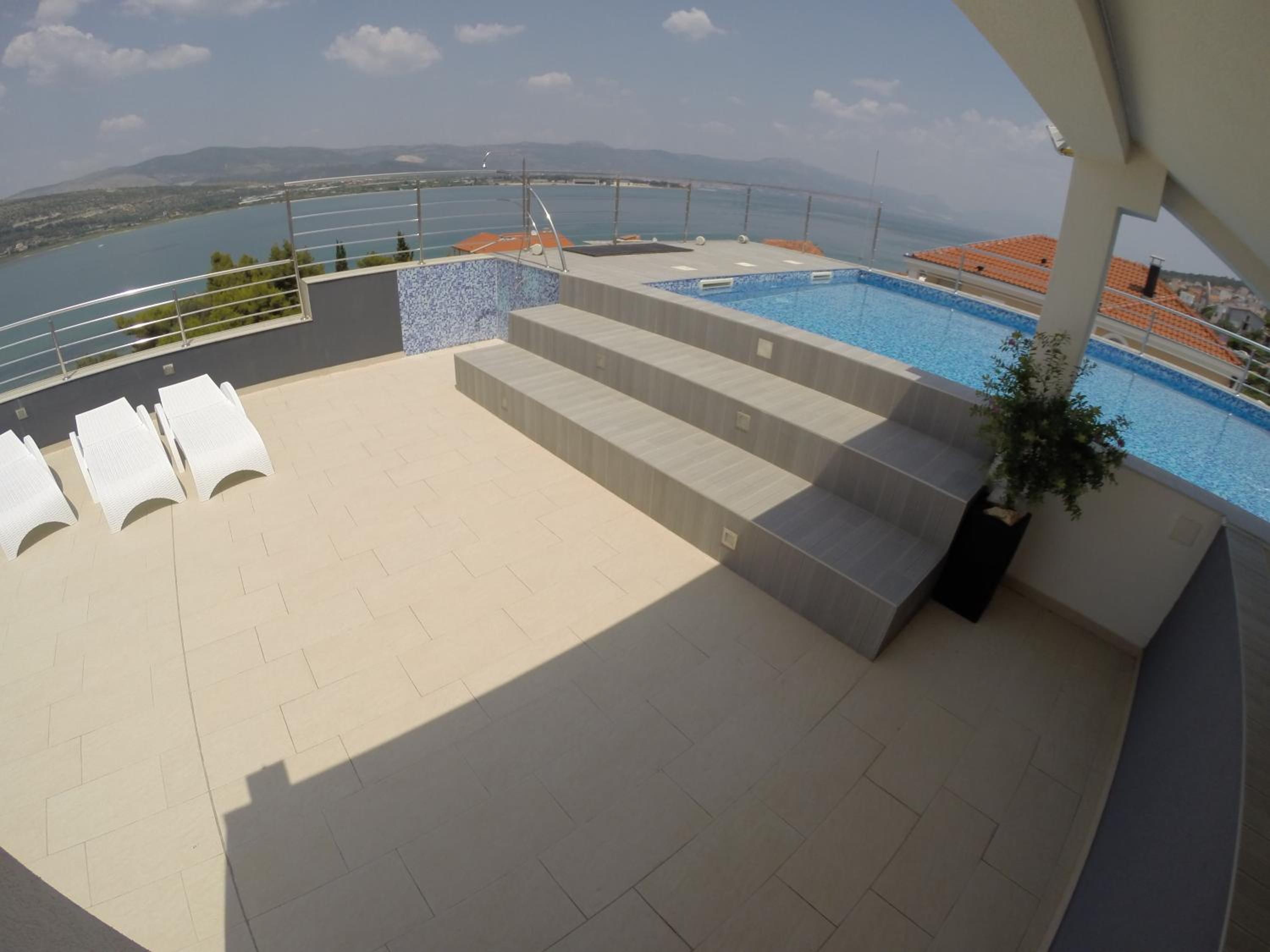 Apartments Exclusive Palace II
