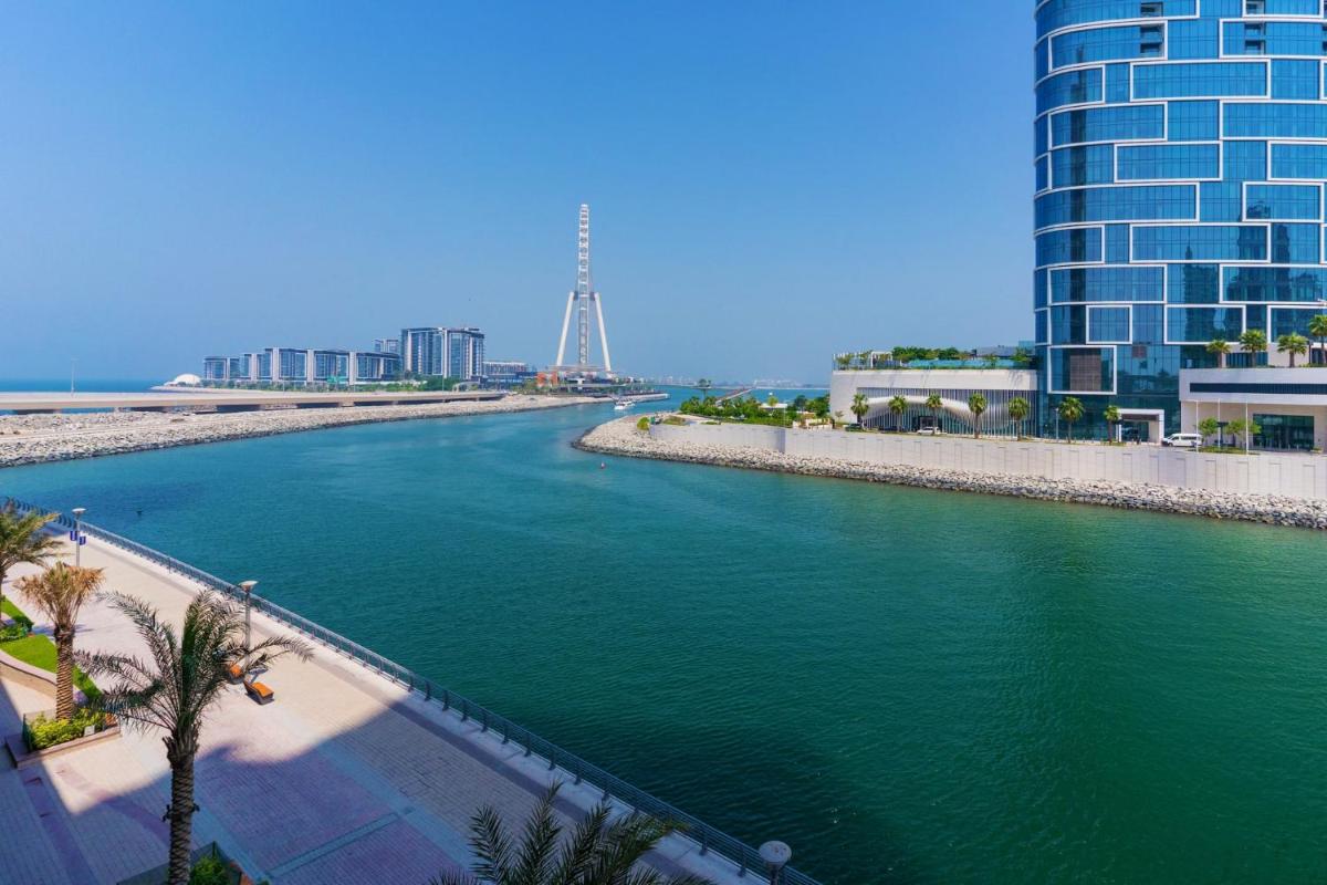 LUXFolio Retreats - Full Marina View - Brand New