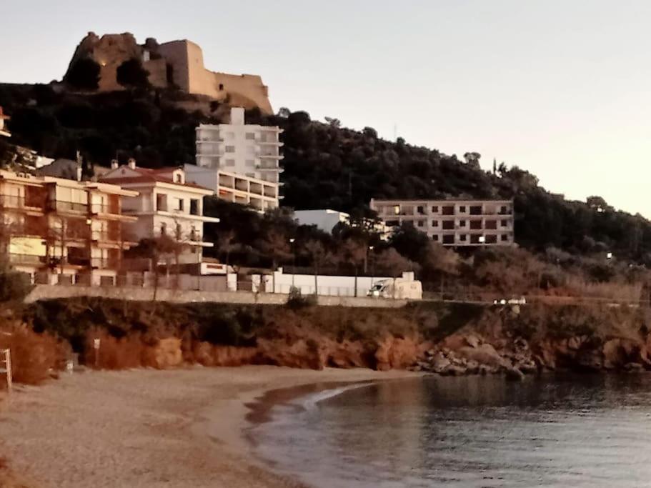 Precioso apartamento con vistas espectaculares de la Bahia Roses AV-48
