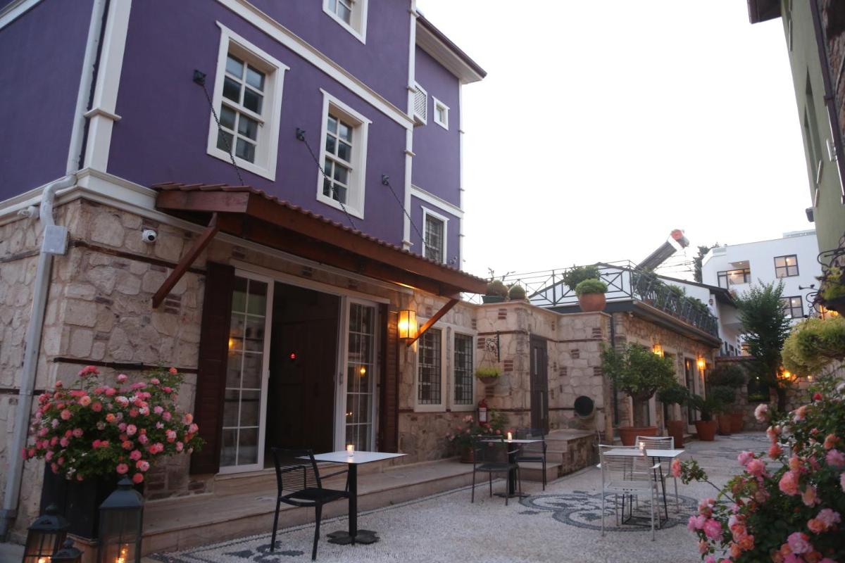 outdoor BBQ area