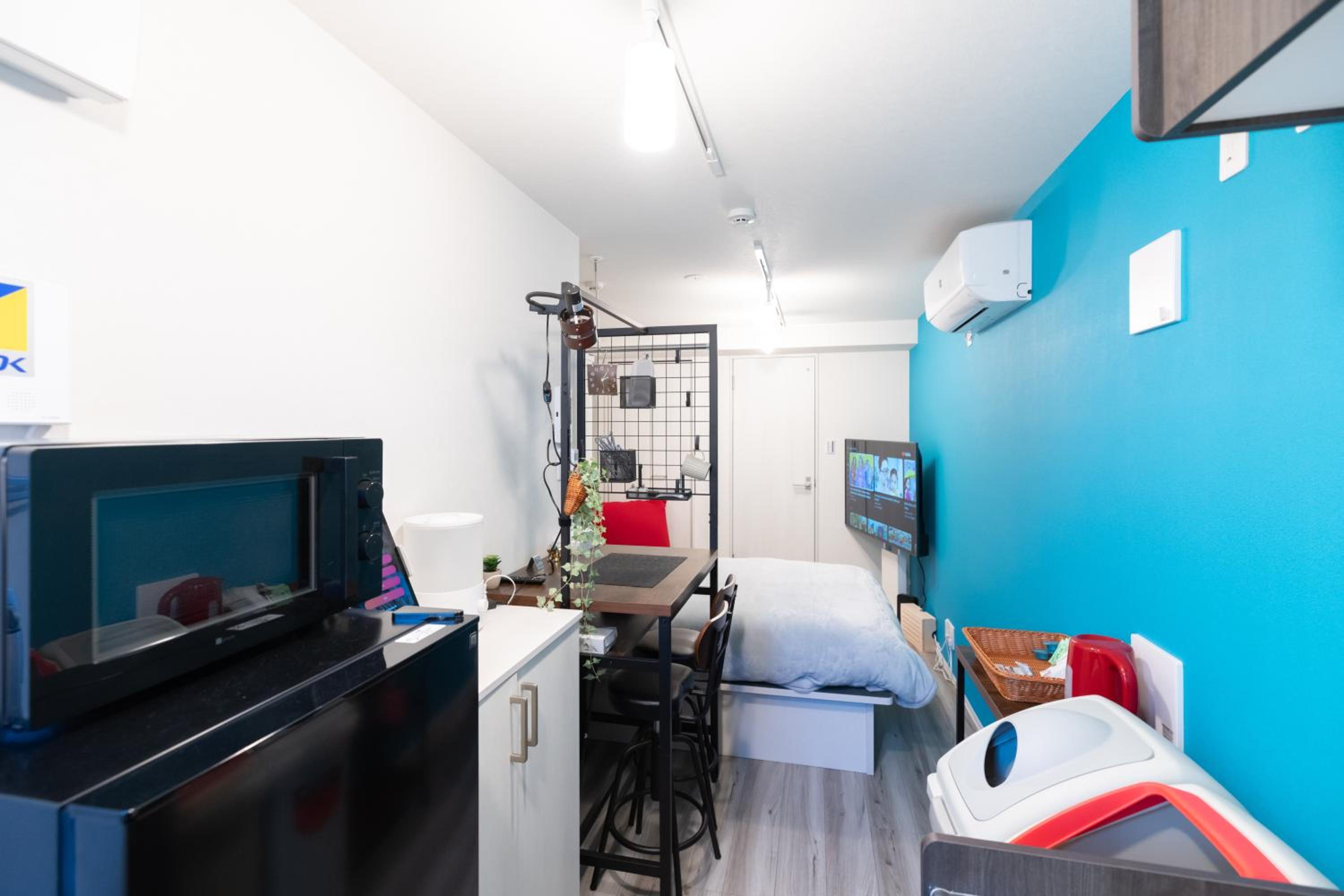 Caesar House Connecting Room 201and202