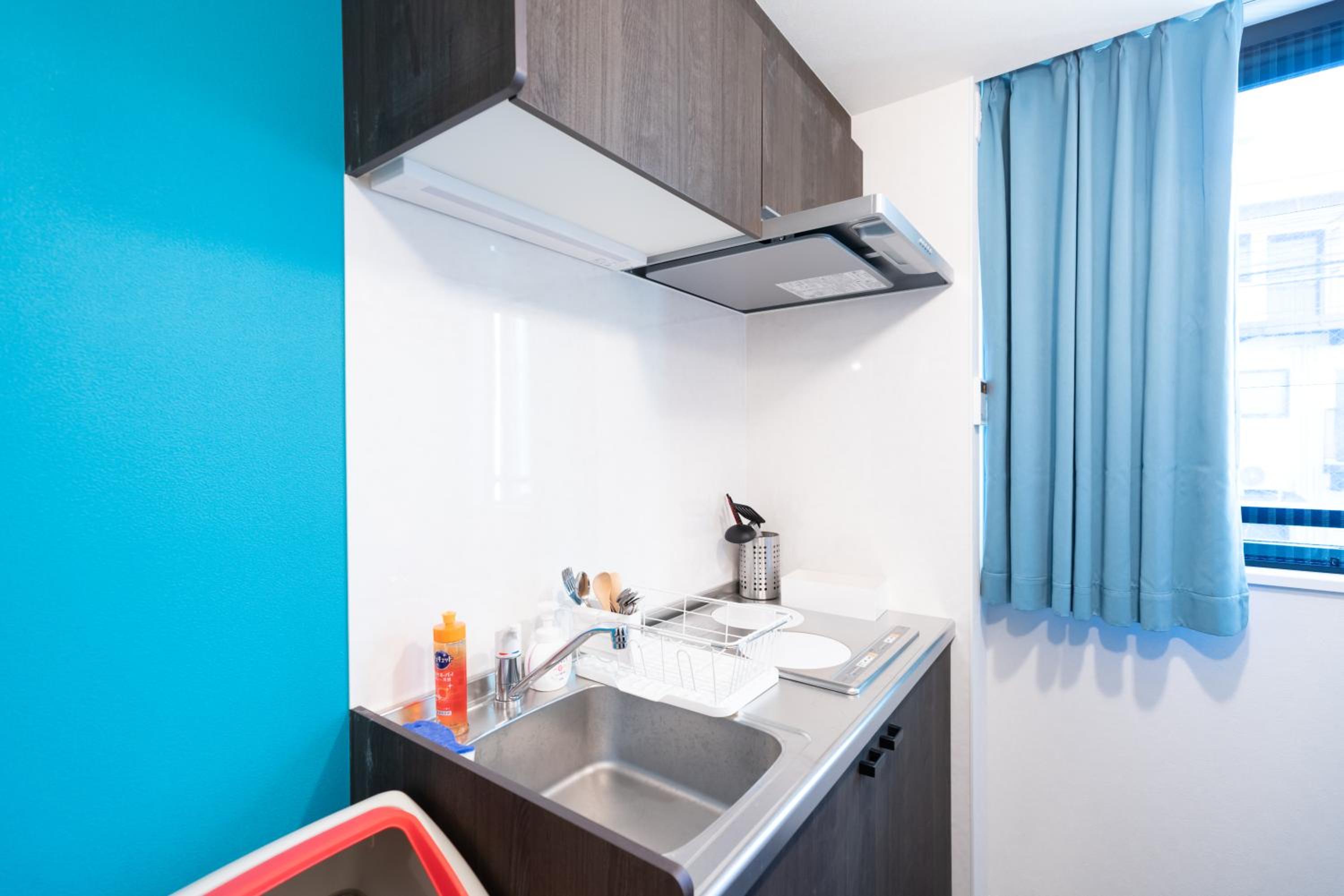 Caesar House Connecting Room 201and202