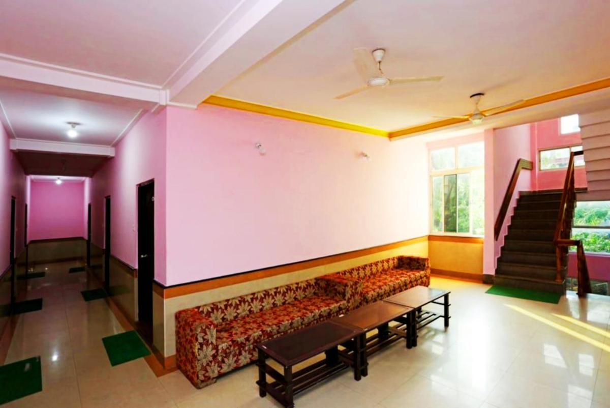 D2 Holiday inn Near Sea Beach By Morservices