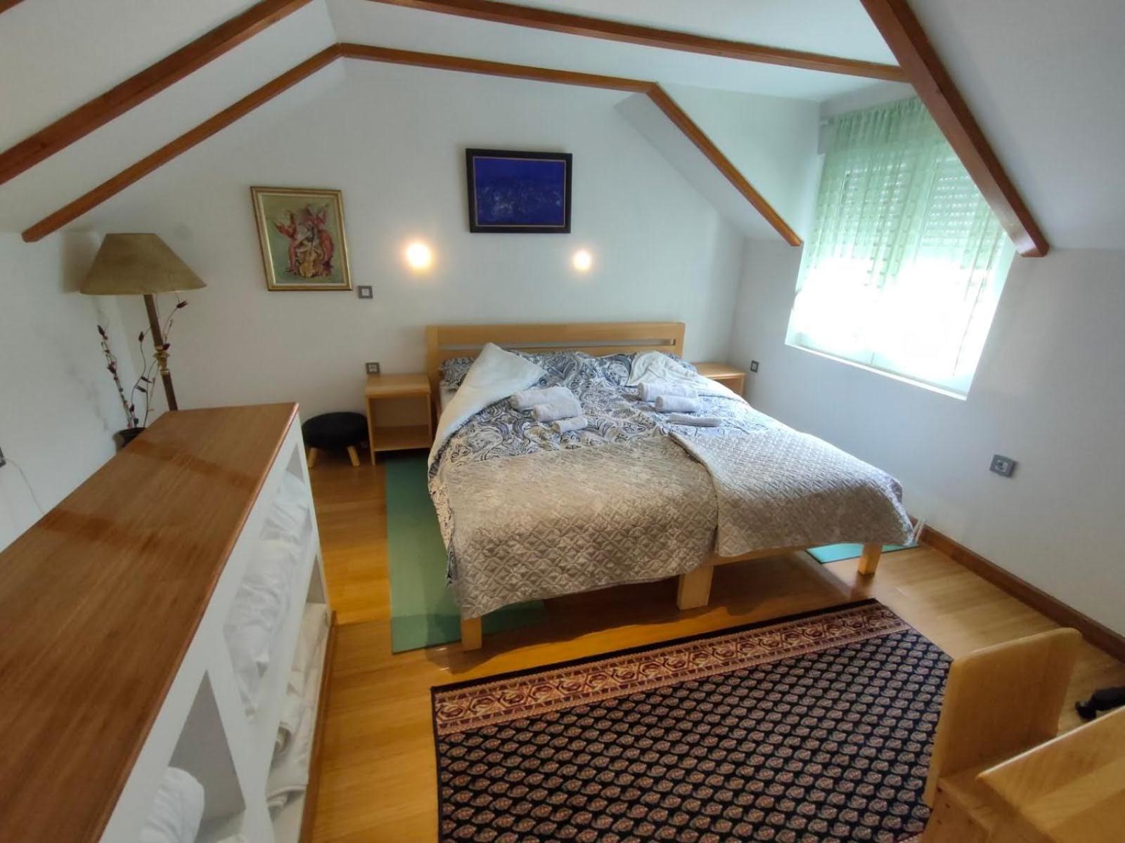Apartman Coneli