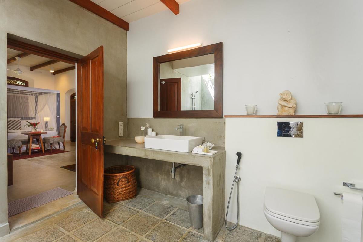 MO River House Luxury Villa
