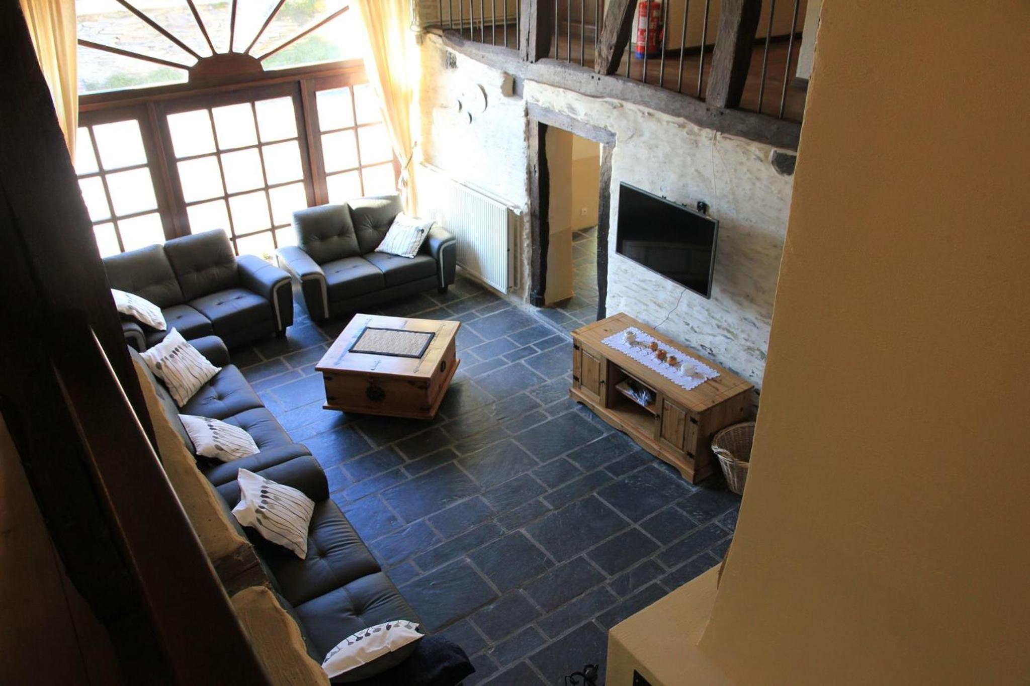 Gîte écologique 14 pers. à Taverneux - Houffalize