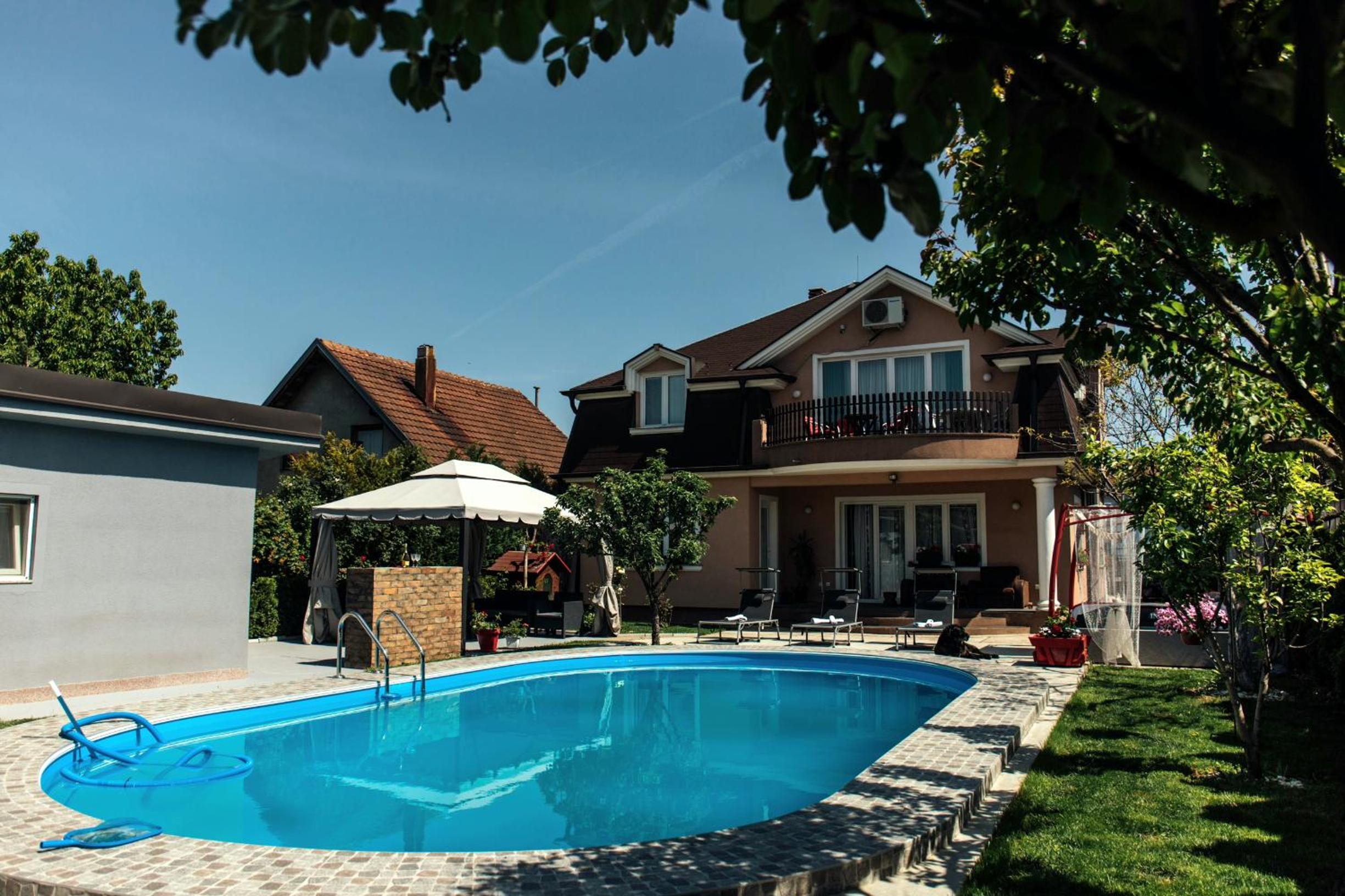 Lux Apartments With Pool Dex