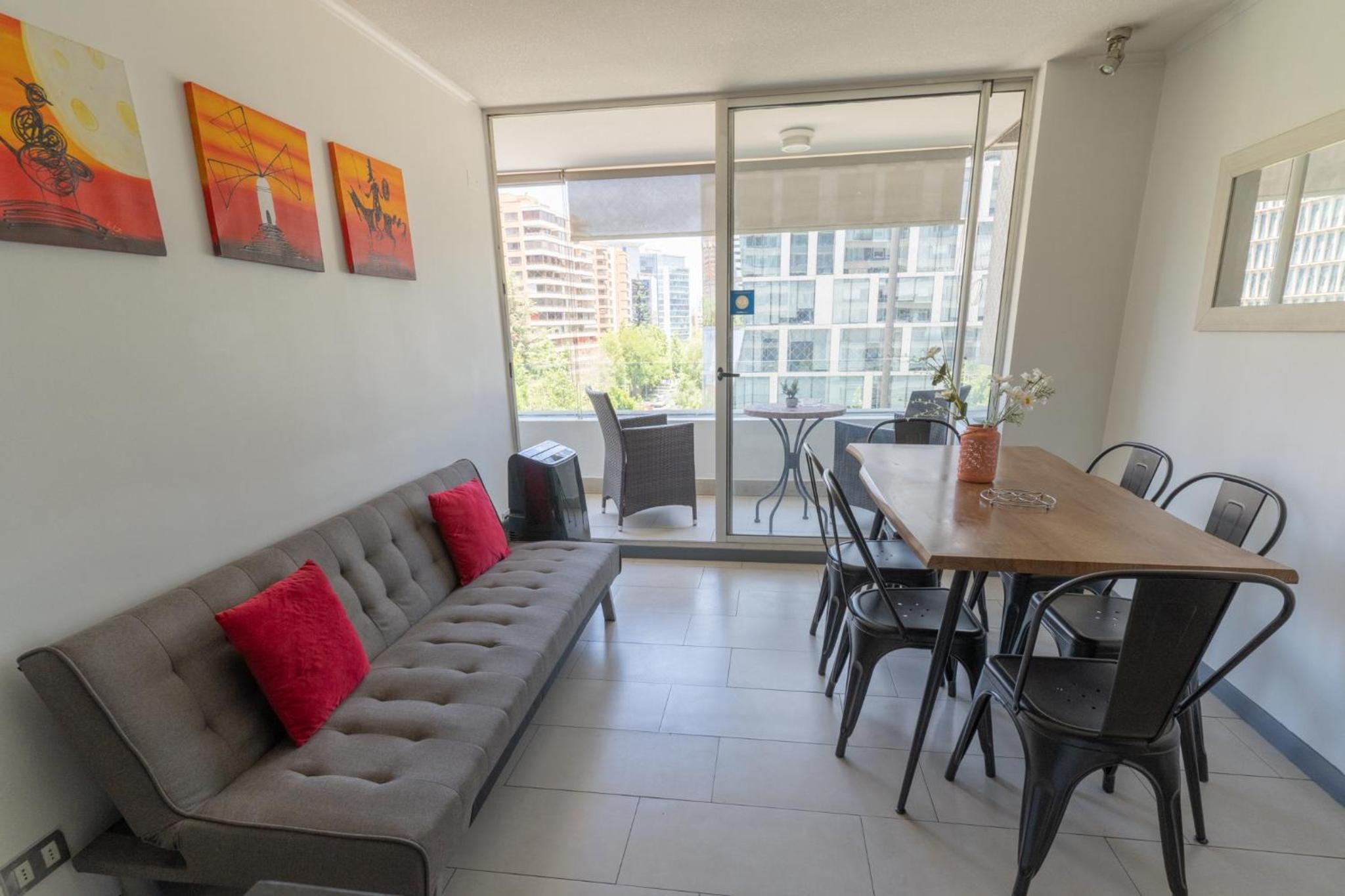 Kennedy Apartments Los Militares view 4