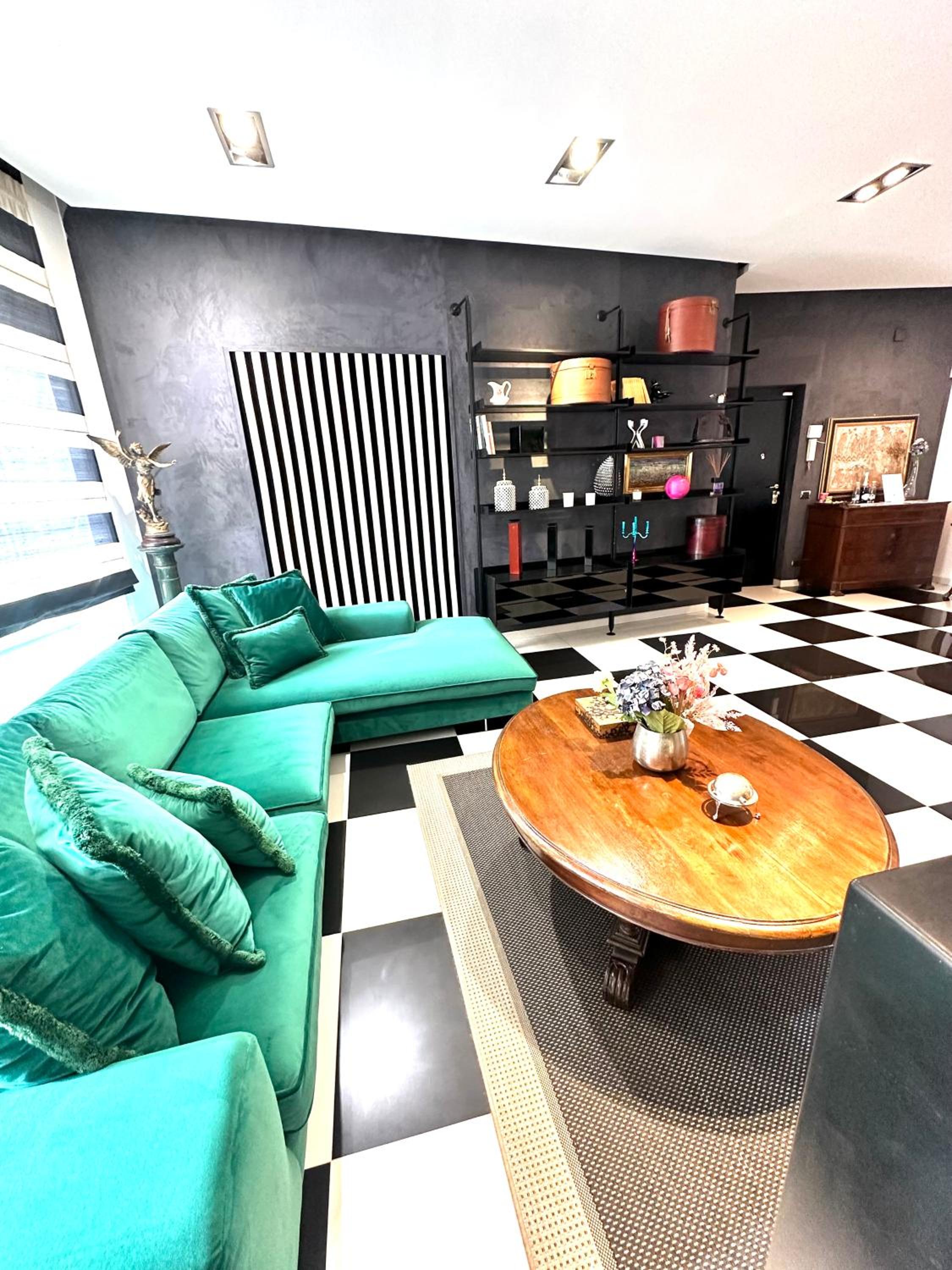 48 Fourty Eight Luxury Suites