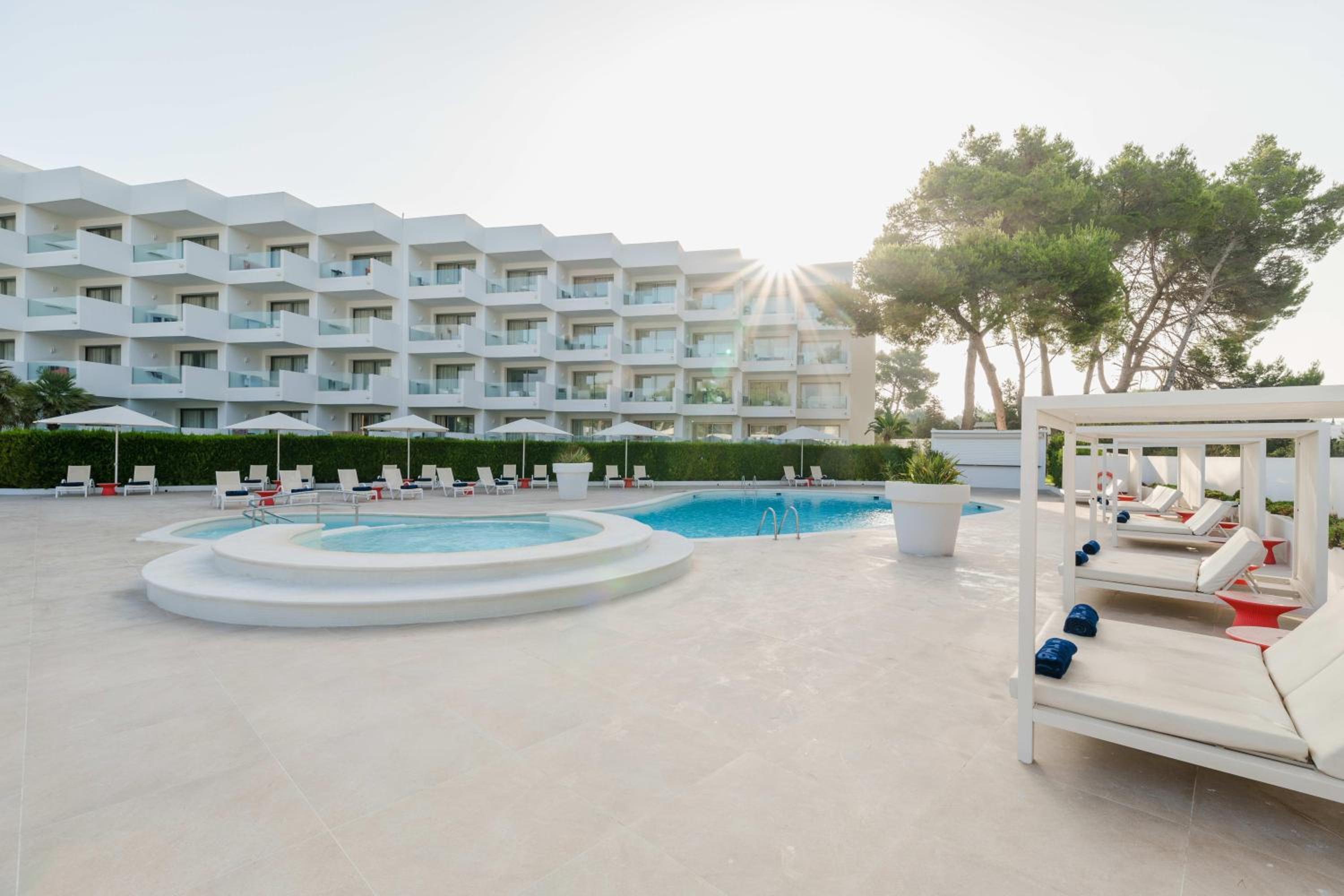 Hotel THB Naeco Ibiza - Adults Only - Image 1