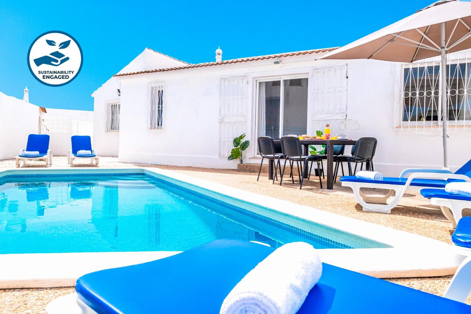 Villa Oahu by Algarve Vacation