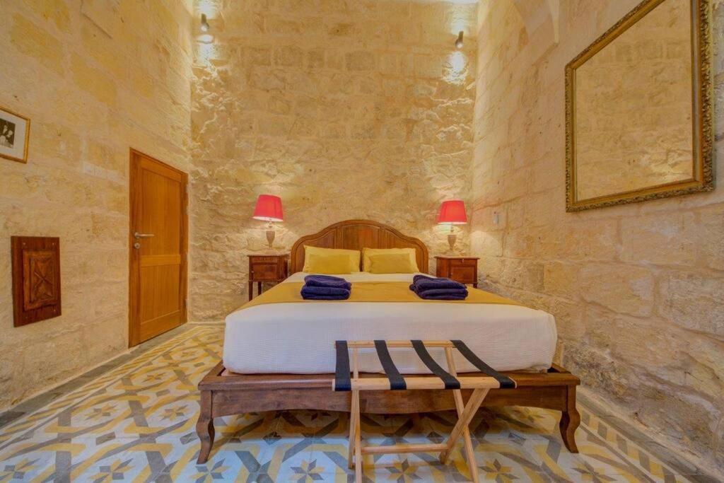 Quaint Townhouse Apartment in Cospicua photo 4
