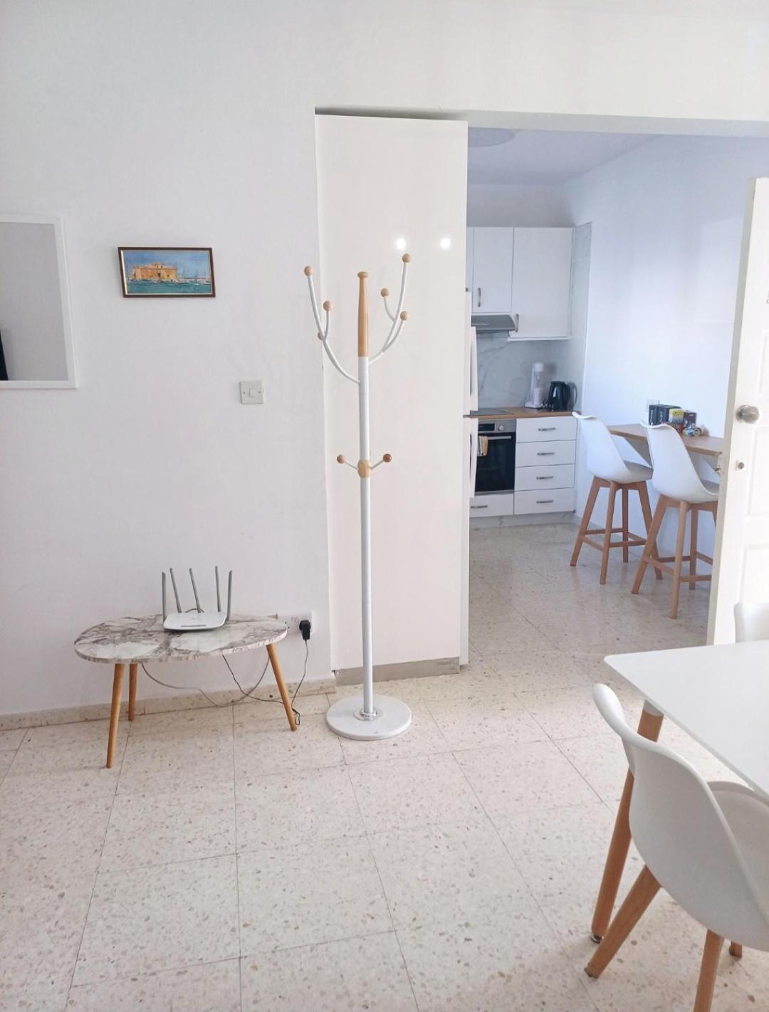 Modern 2bd appartment near mall- Internet 1Gbps