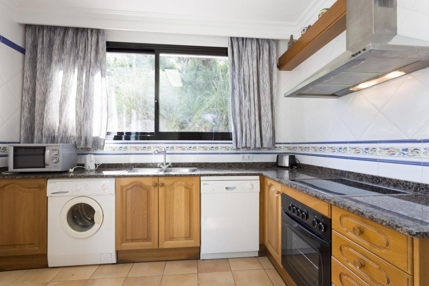 AGUAIT II - VILLA WITH PRIVATE MOUNTAIN PATH-BEACH APPROX 5 MIN WALKING BEACH,property belong Puerto Pollensa Villas and apartments