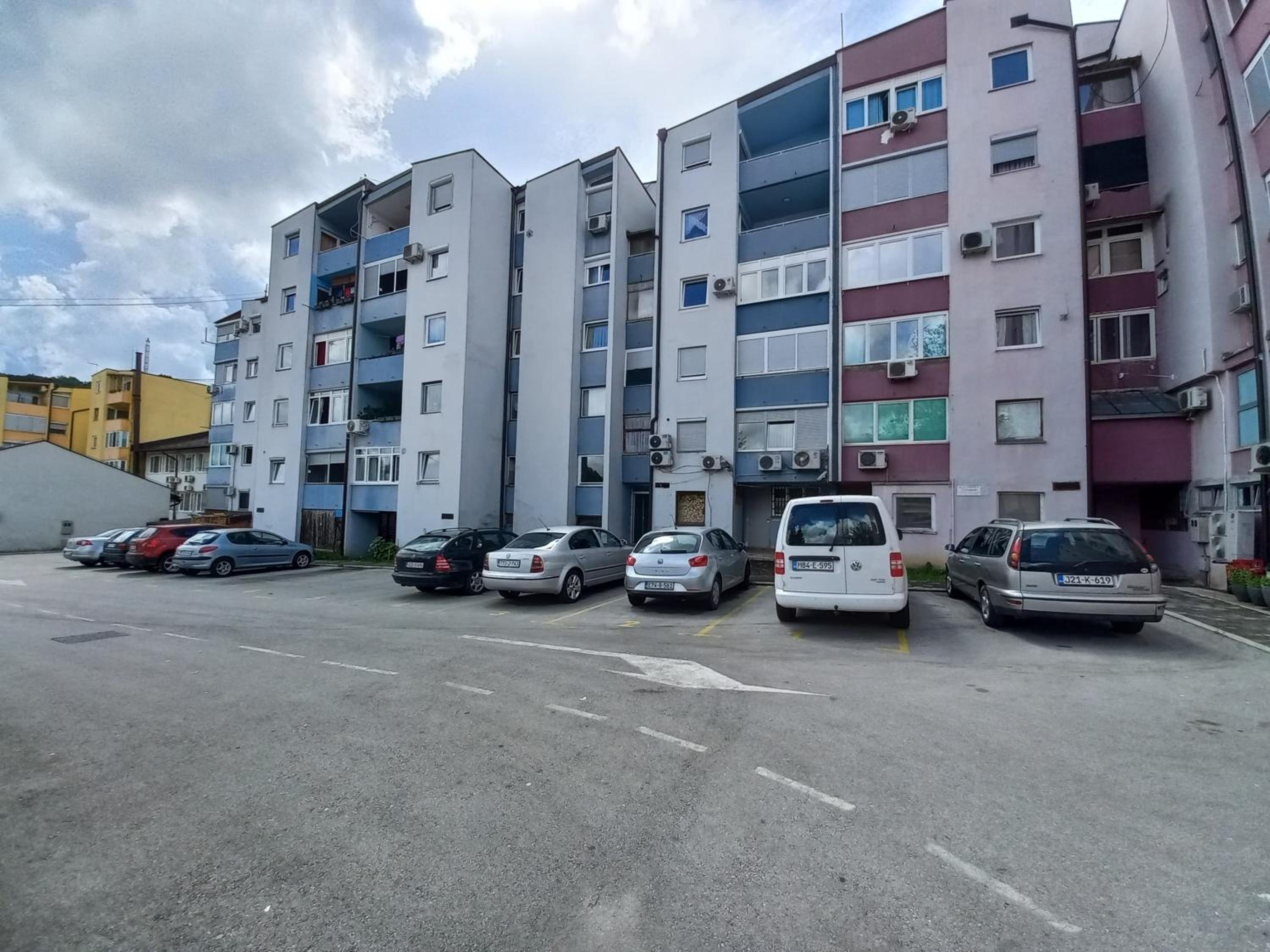 Apartment Centar with garage