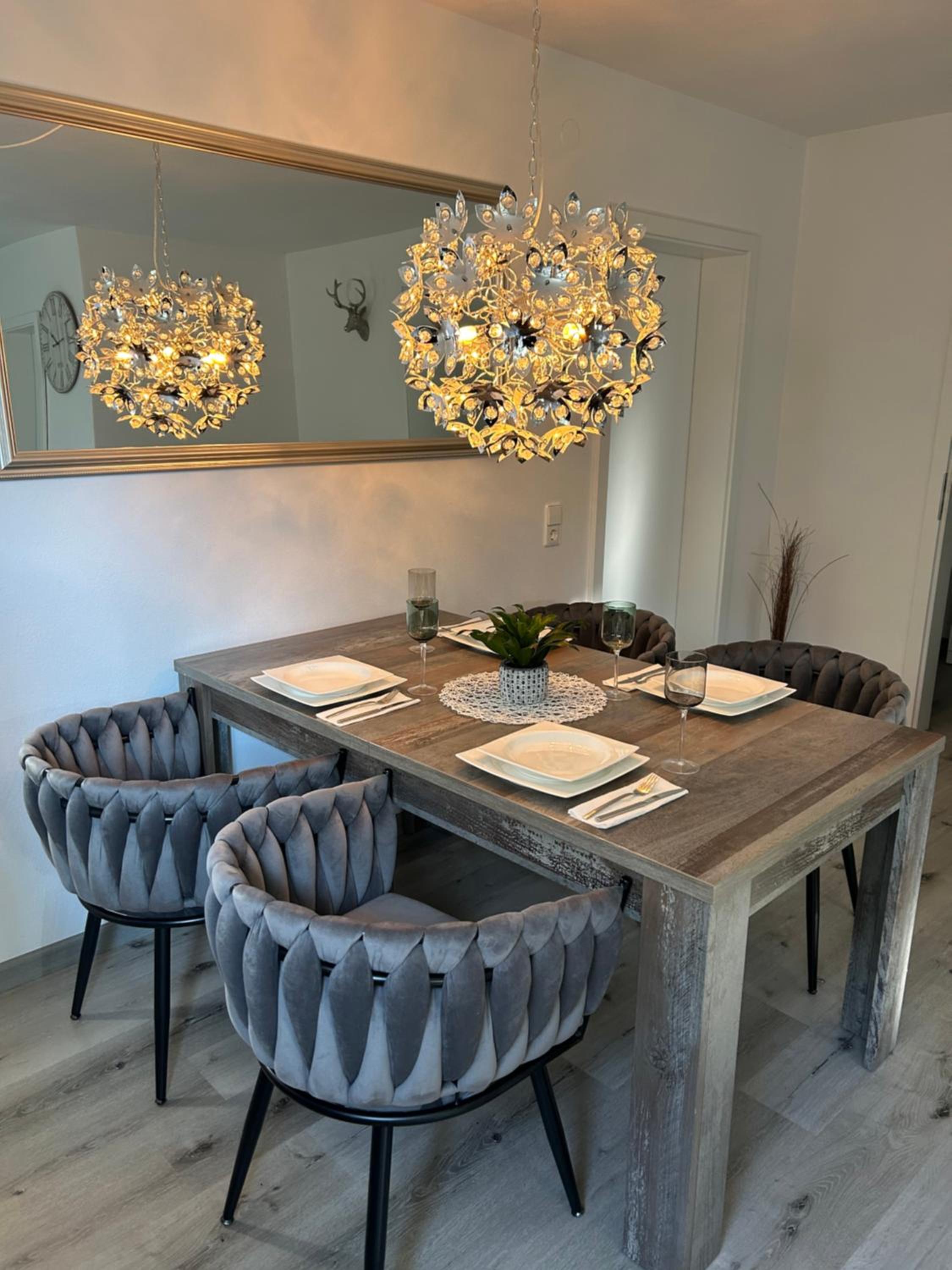 FERIENWOHNUNG TRUNK direkt an den Weinbergen, Parkplatz, Terrasse mit Grill und Lounge view 3