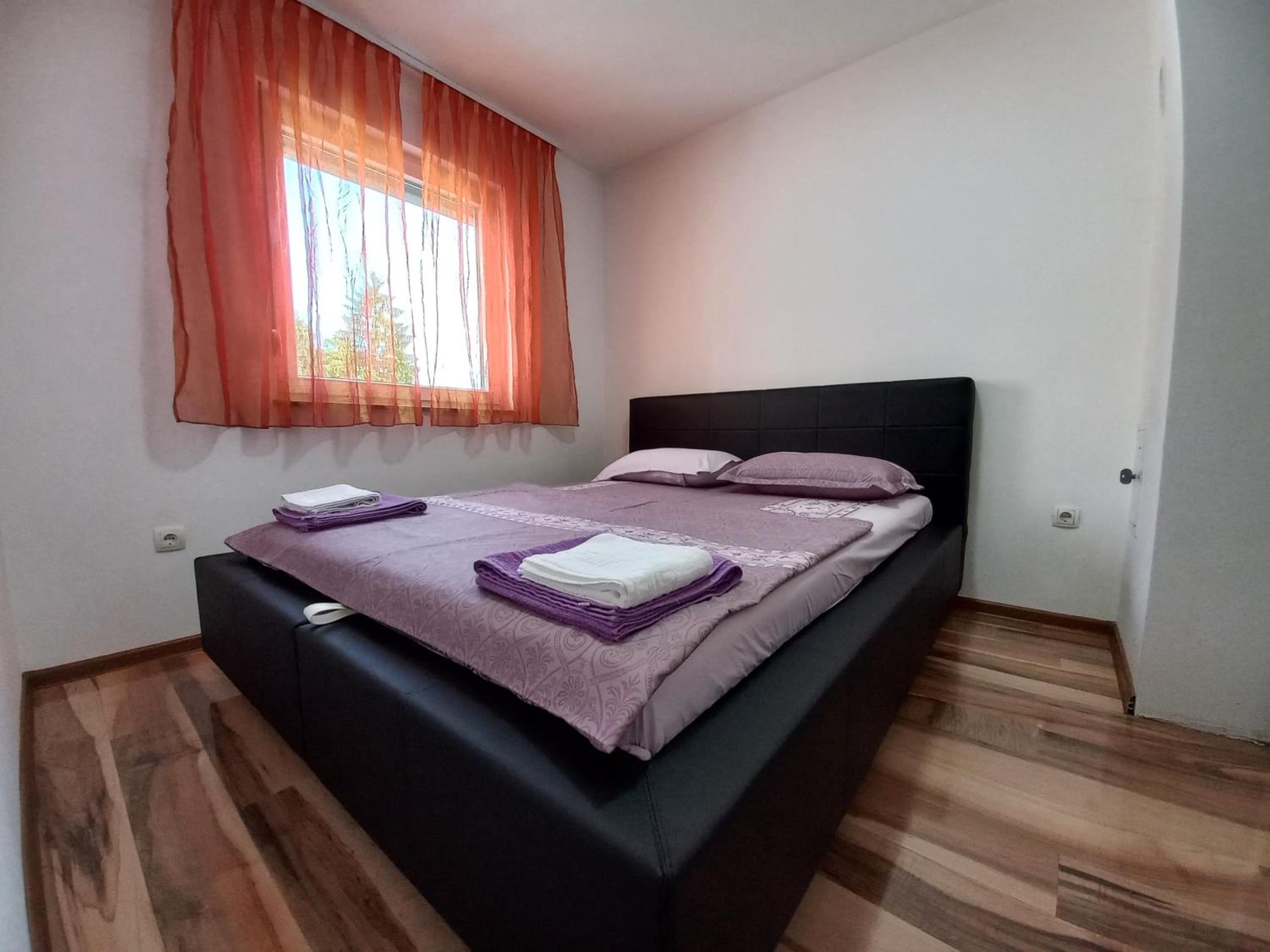 Apartment Centar with garage