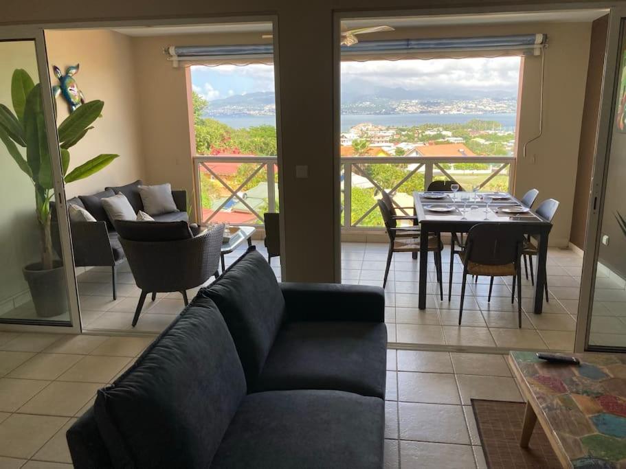 MAGNIFIQUE APPARTEMENT VUE MER, SUITE PARENTALE. view 3