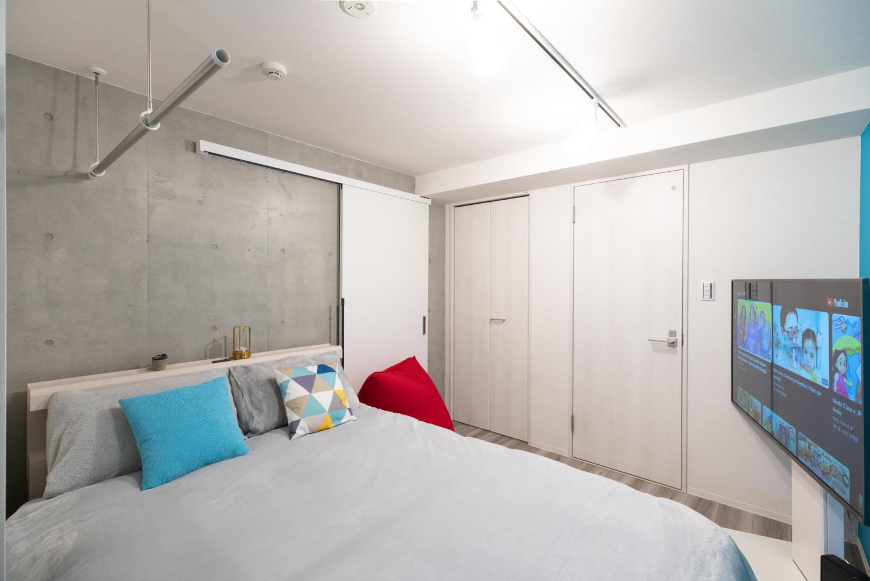 Caesar House Connecting Room 201and202
