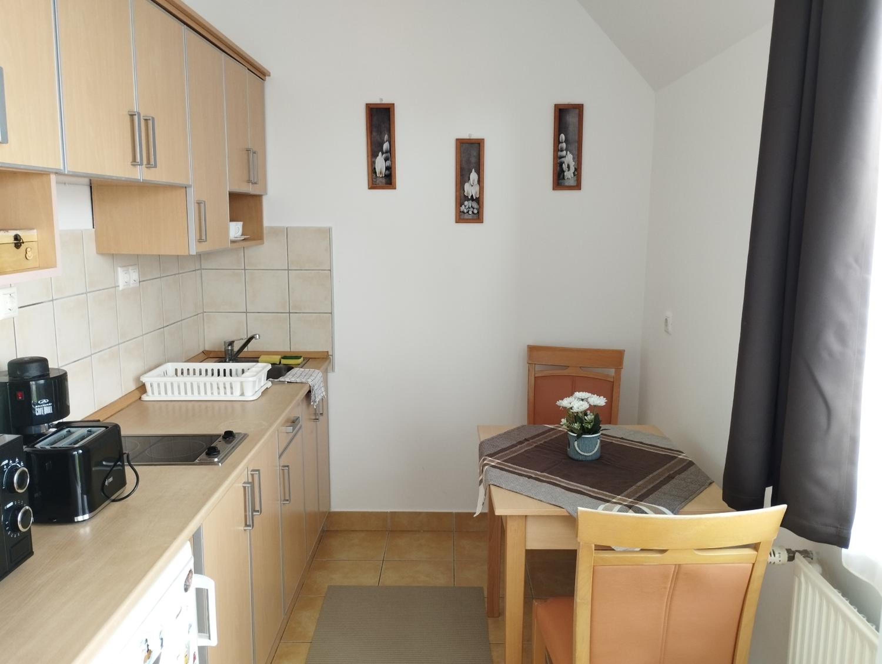 NYUGALOM APARTMAN