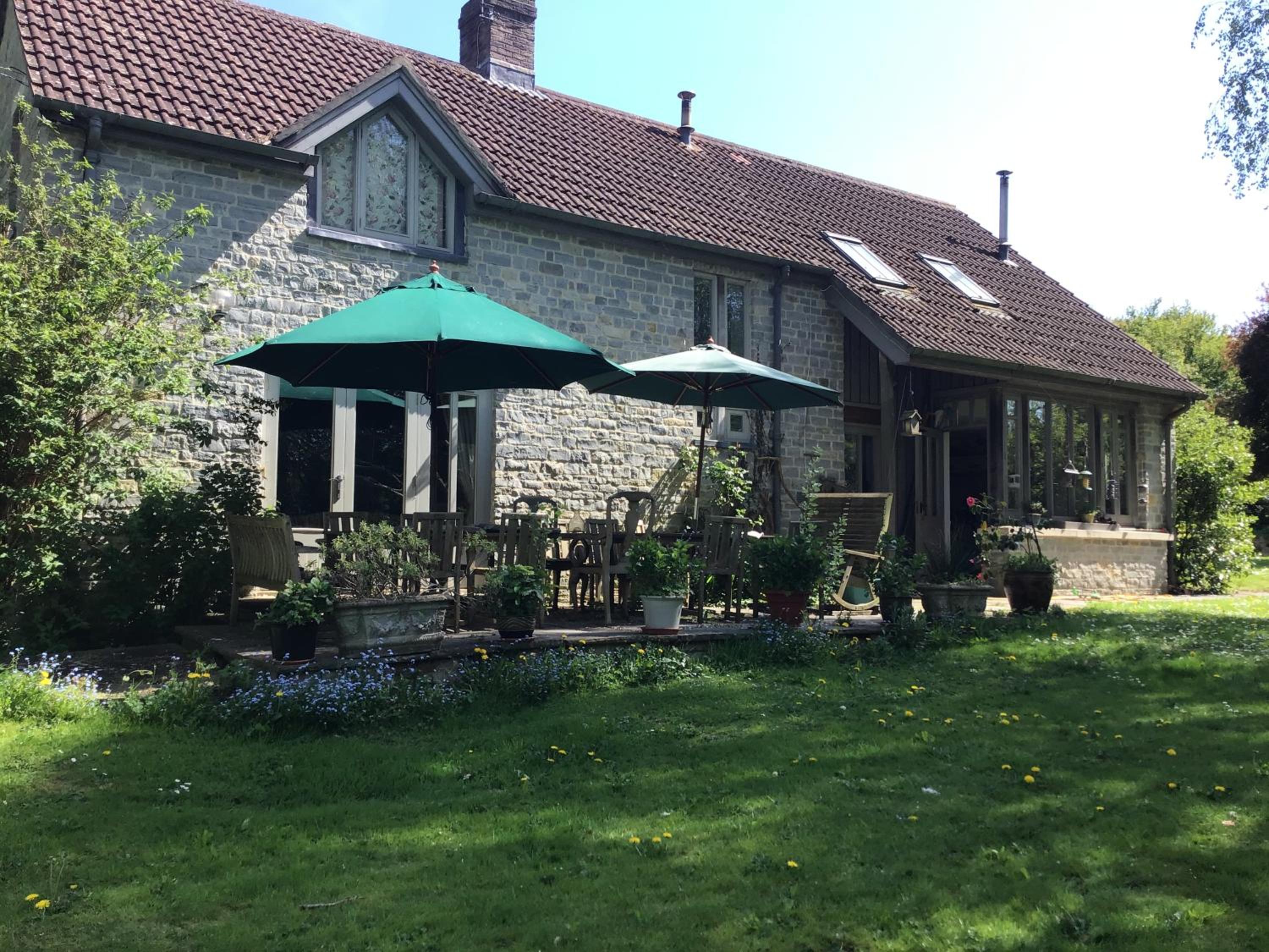 Cozy Somerset country cottage