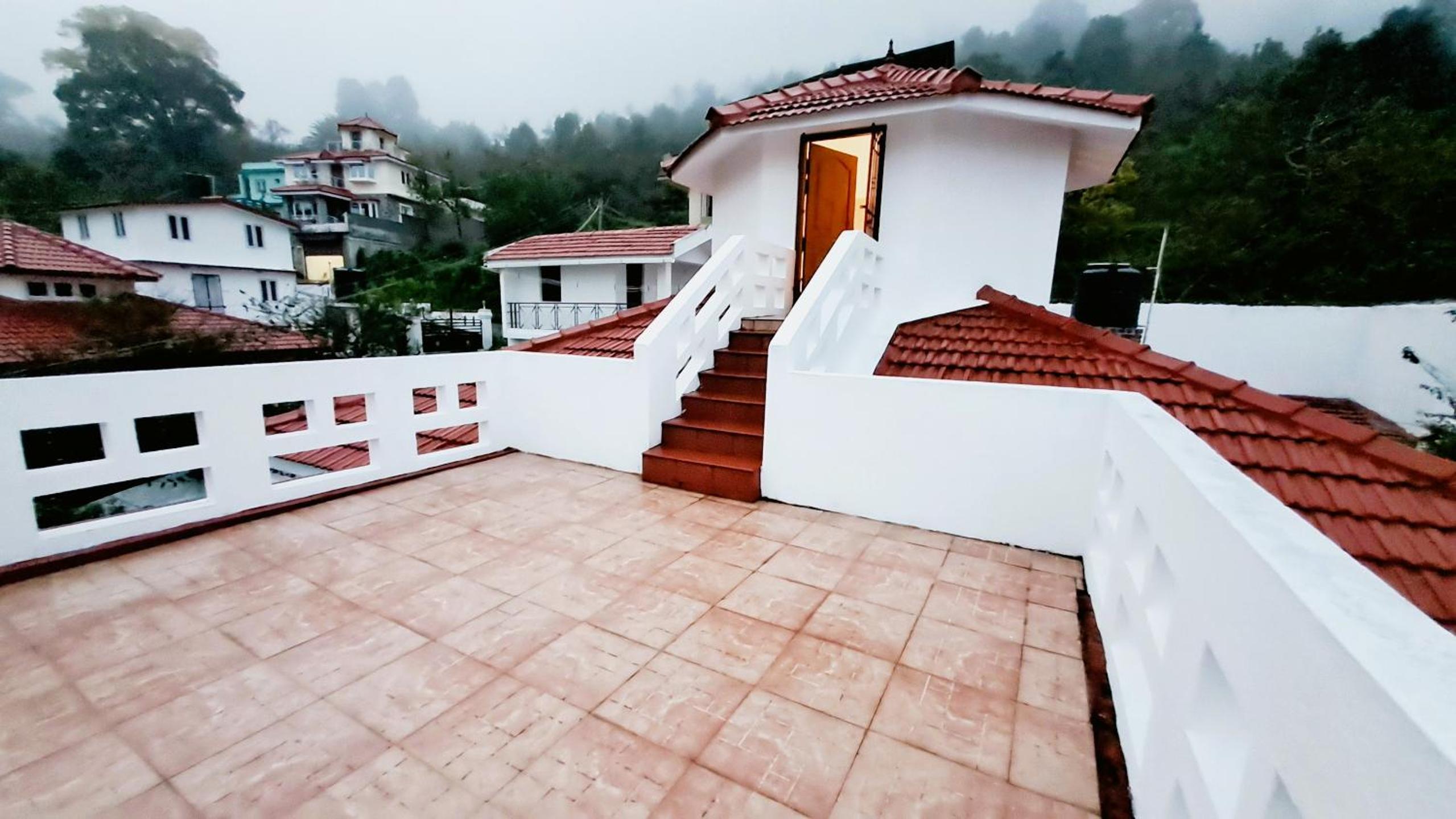 iSTAYS - Kodai Villa view 5