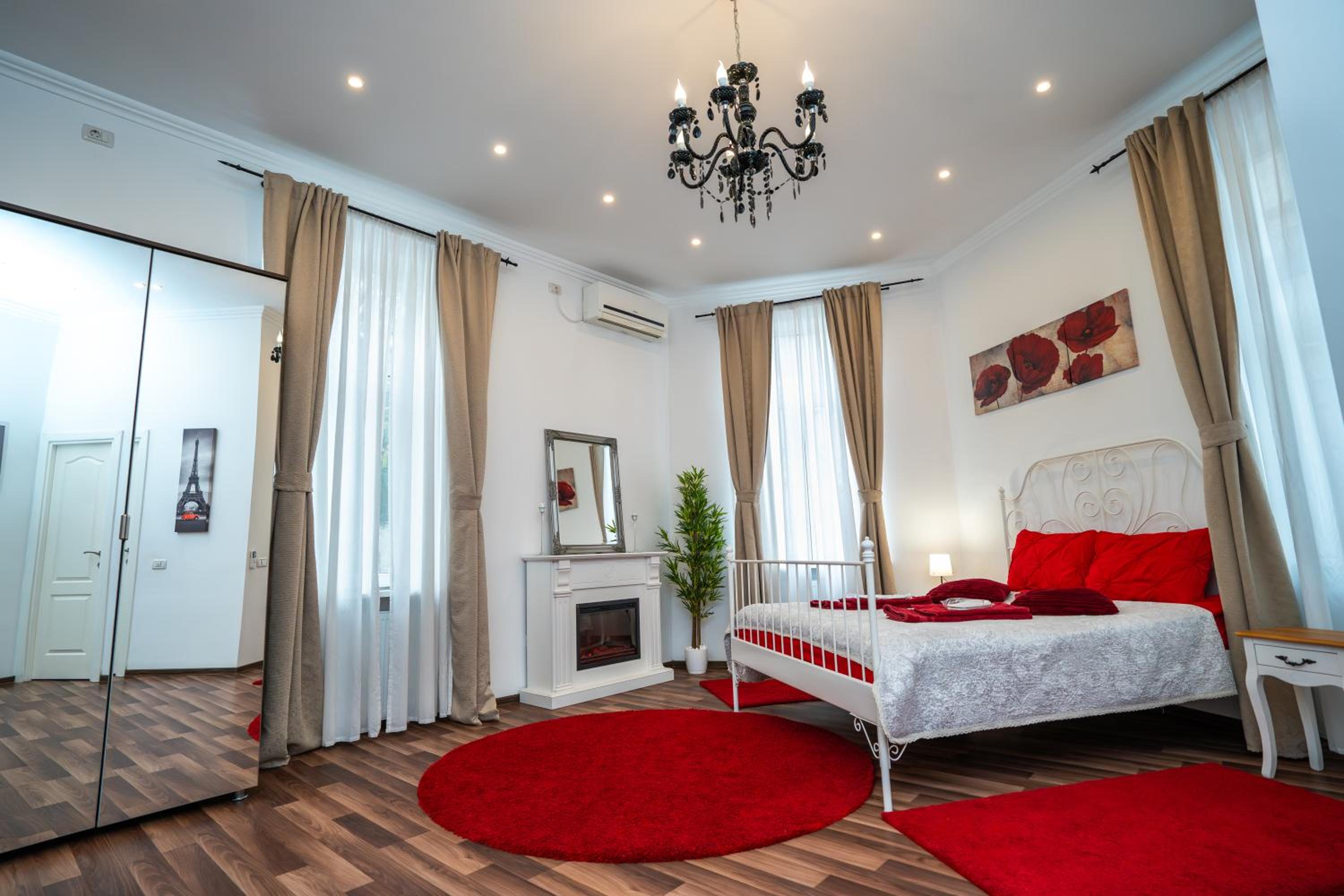 Downtown Central University Apartament - CAL1
