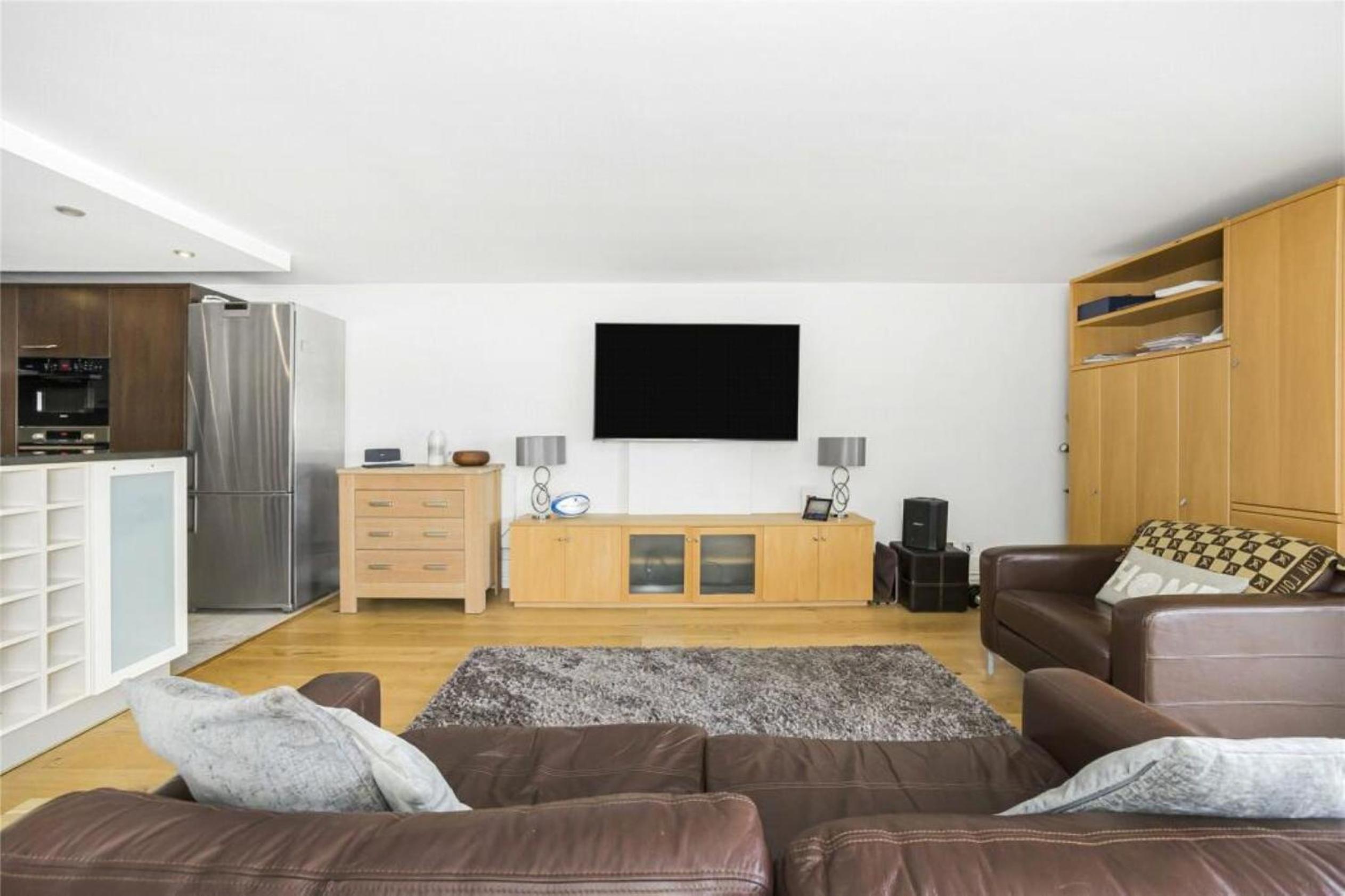 Subpenthouse sleeps 6, Stunning views of Tower Bridge!