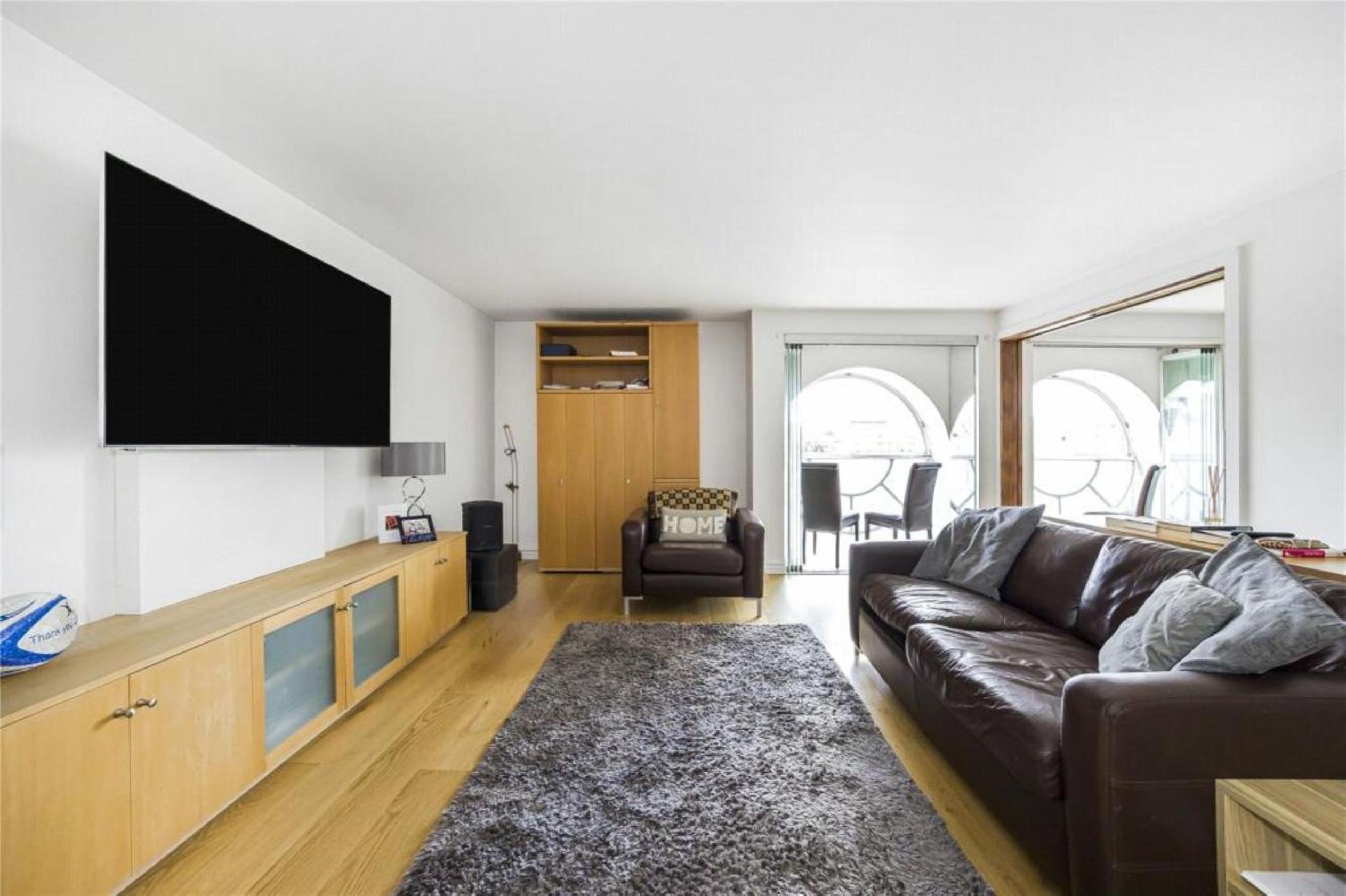 Subpenthouse sleeps 6, Stunning views of Tower Bridge!