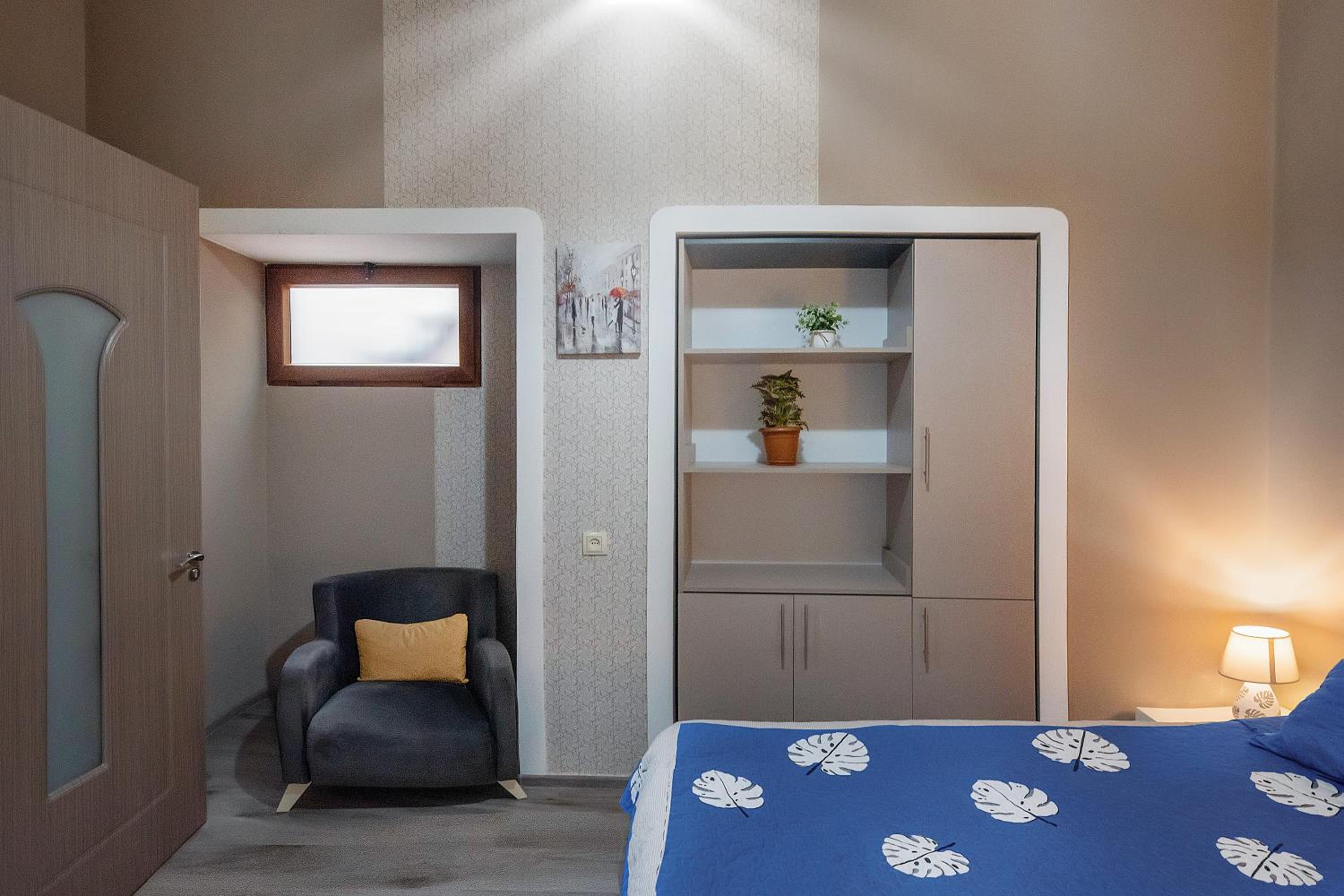 Cozy Qolga apartment in Old Tbilisi view 5