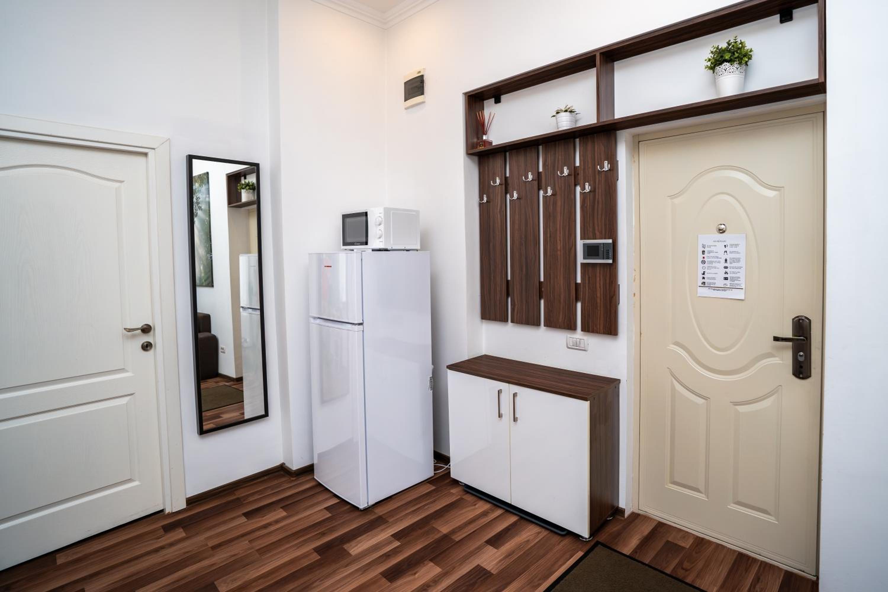 Downtown Central University Apartament - CAL1