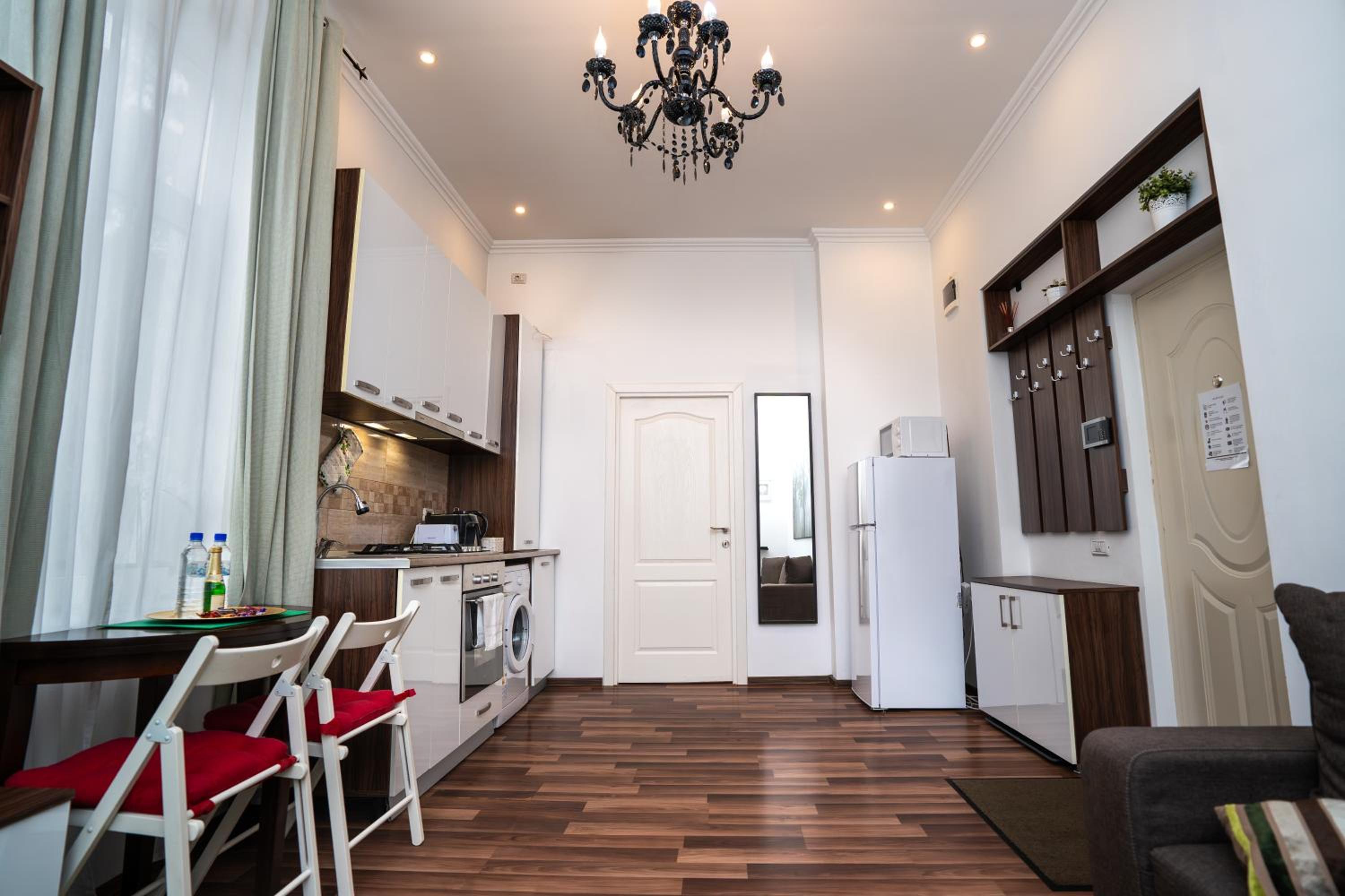 Downtown Central University Apartament - CAL1