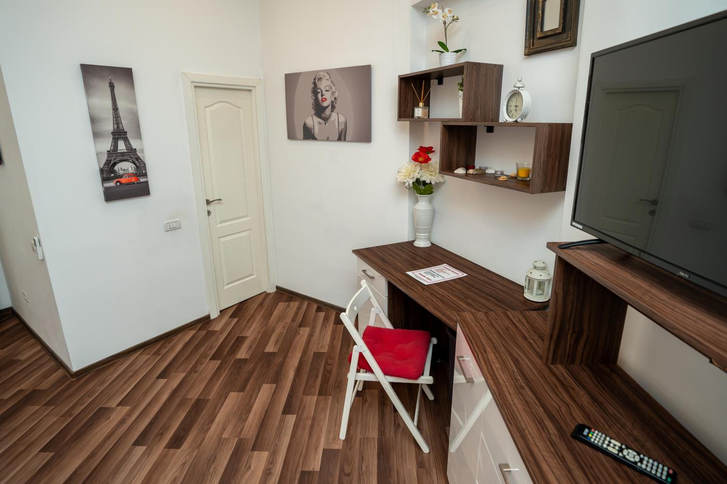 Downtown Central University Apartament - CAL1