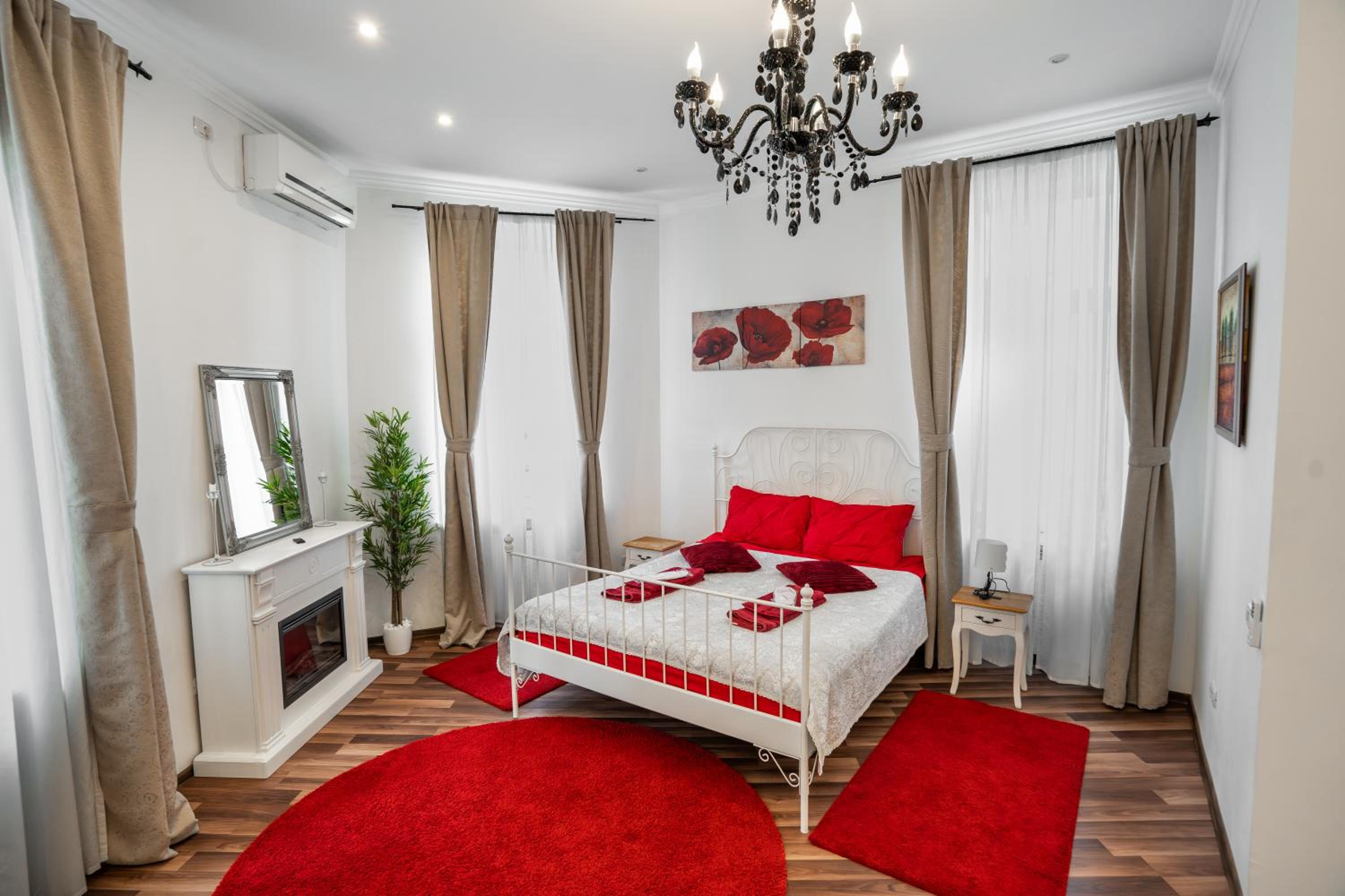 Downtown Central University Apartament - CAL1