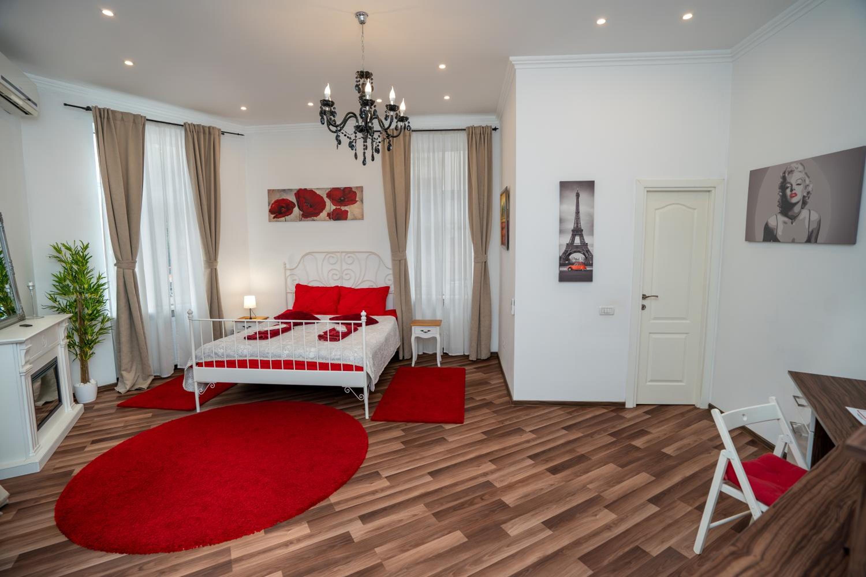 Downtown Central University Apartament - CAL1