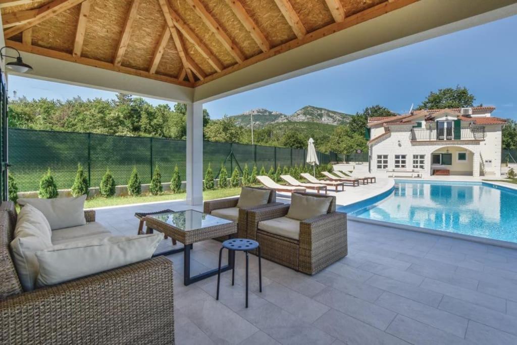Villa Dalmatia Escape