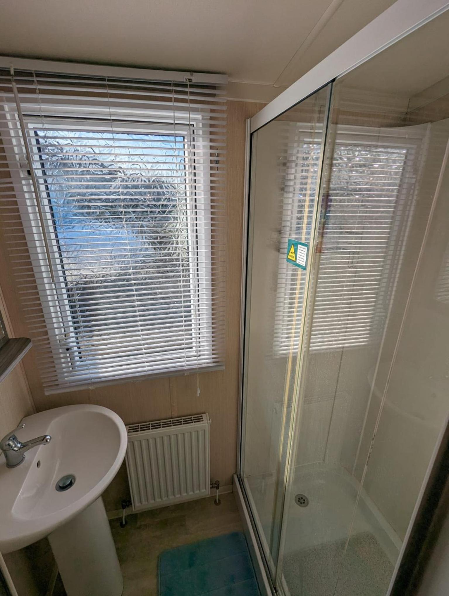 Relaxing Holiday Home Chickerell View Littlesea Haven view 2