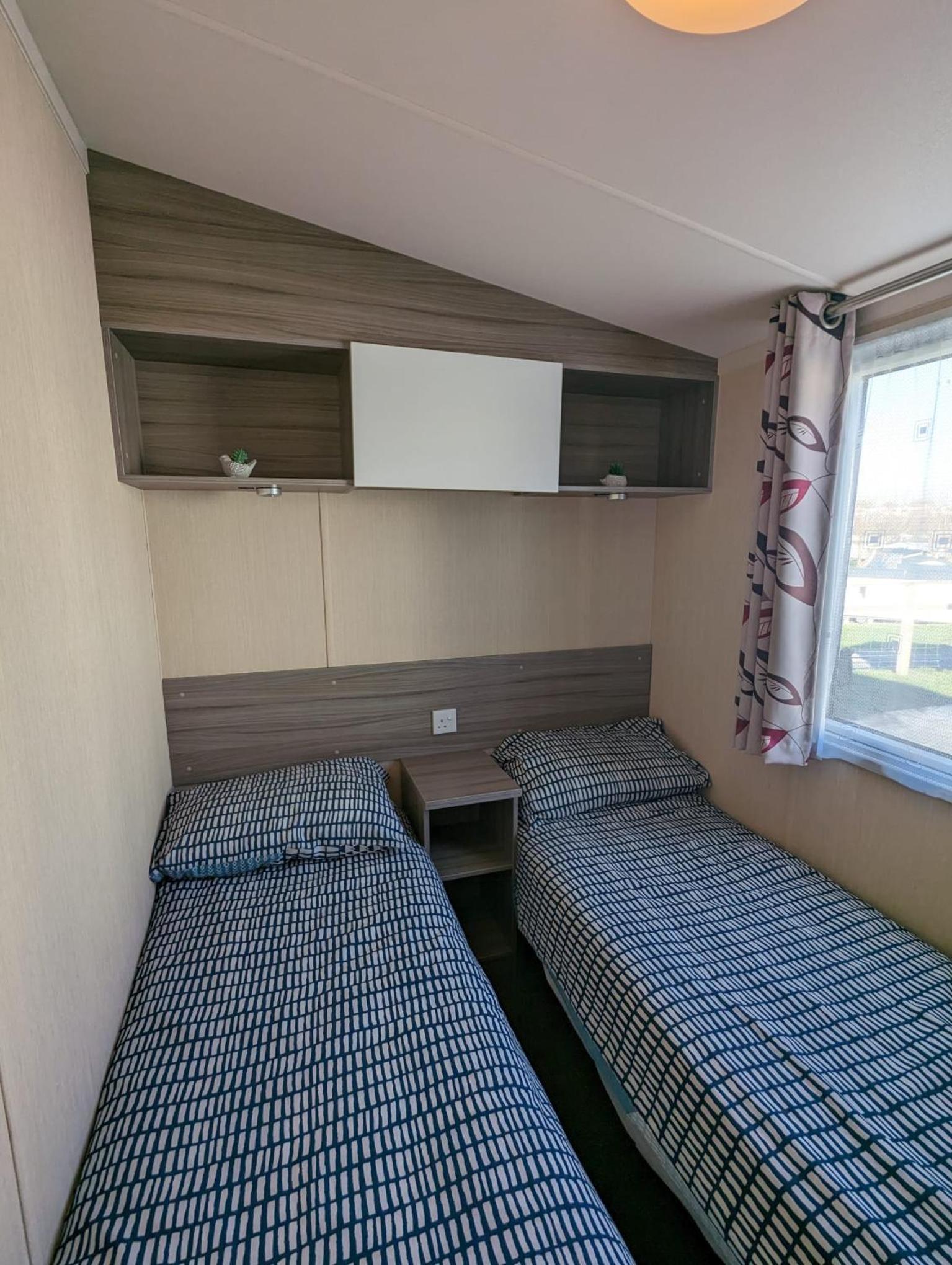 Relaxing Holiday Home Chickerell View Littlesea Haven view 4