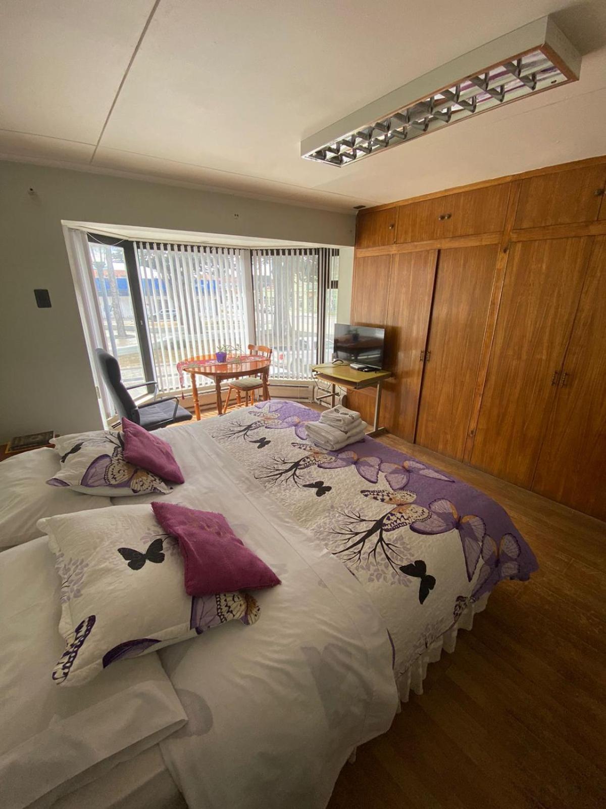 Karol Hostal