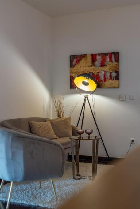 Spacious luxury apartment with sea view view 4