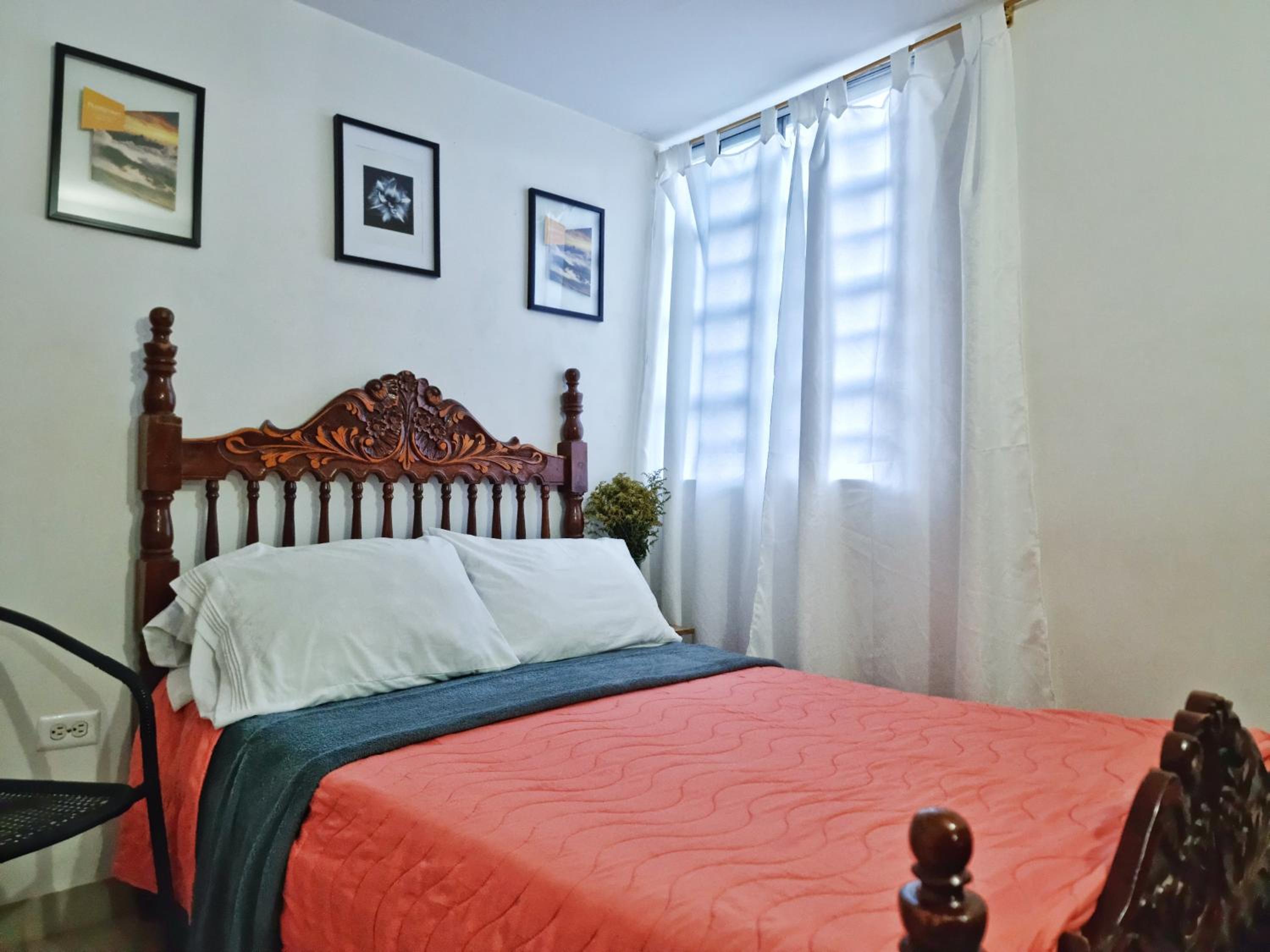 Hostal - Doña Elva a 15 min del aeropuerto