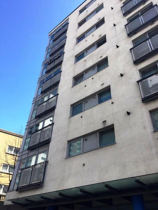 1 Bedroom Flat near Excel, O2, Canary Wharf - London