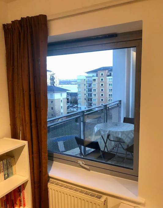 1 Bedroom Flat near Excel, O2, Canary Wharf - London