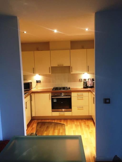 1 Bedroom Flat near Excel, O2, Canary Wharf - London