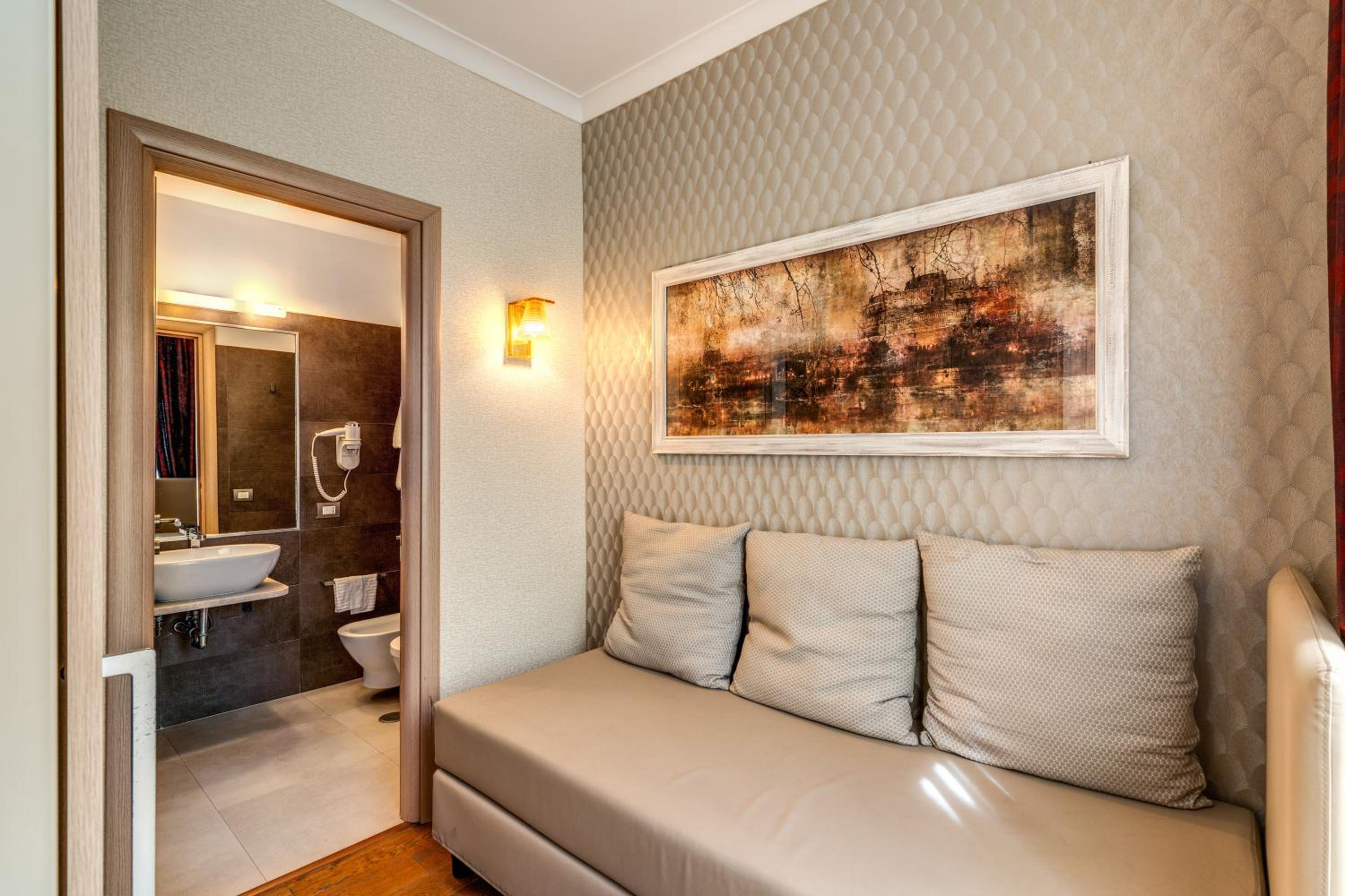 Boutique Rome Inn