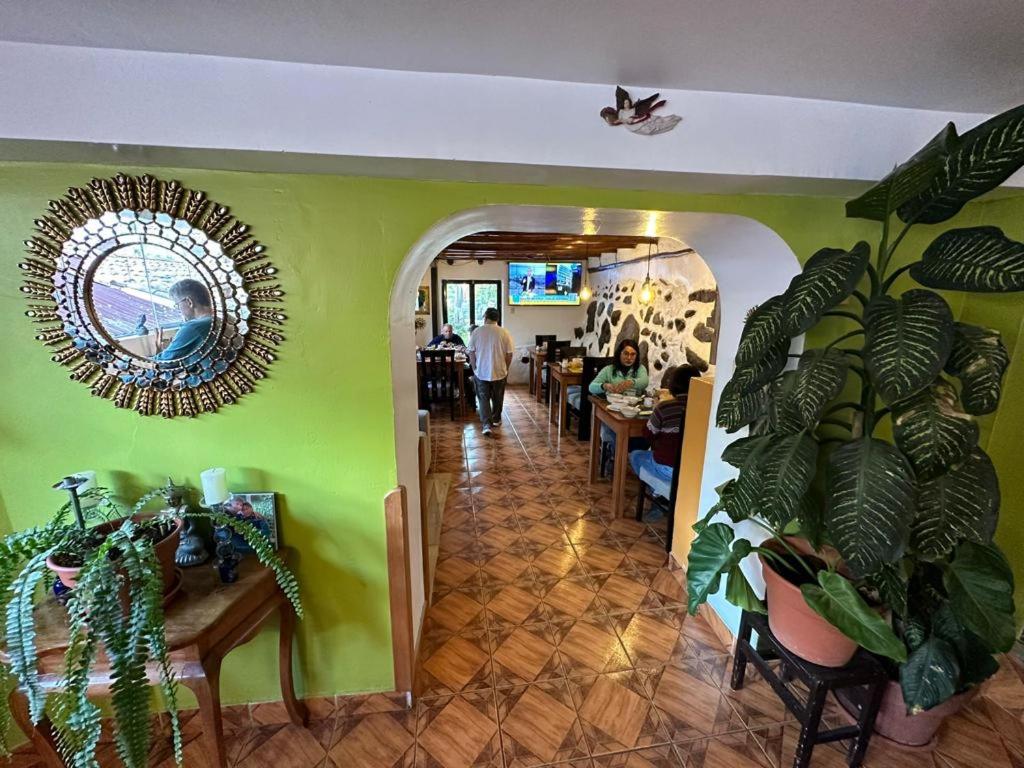 Parwa Guest House