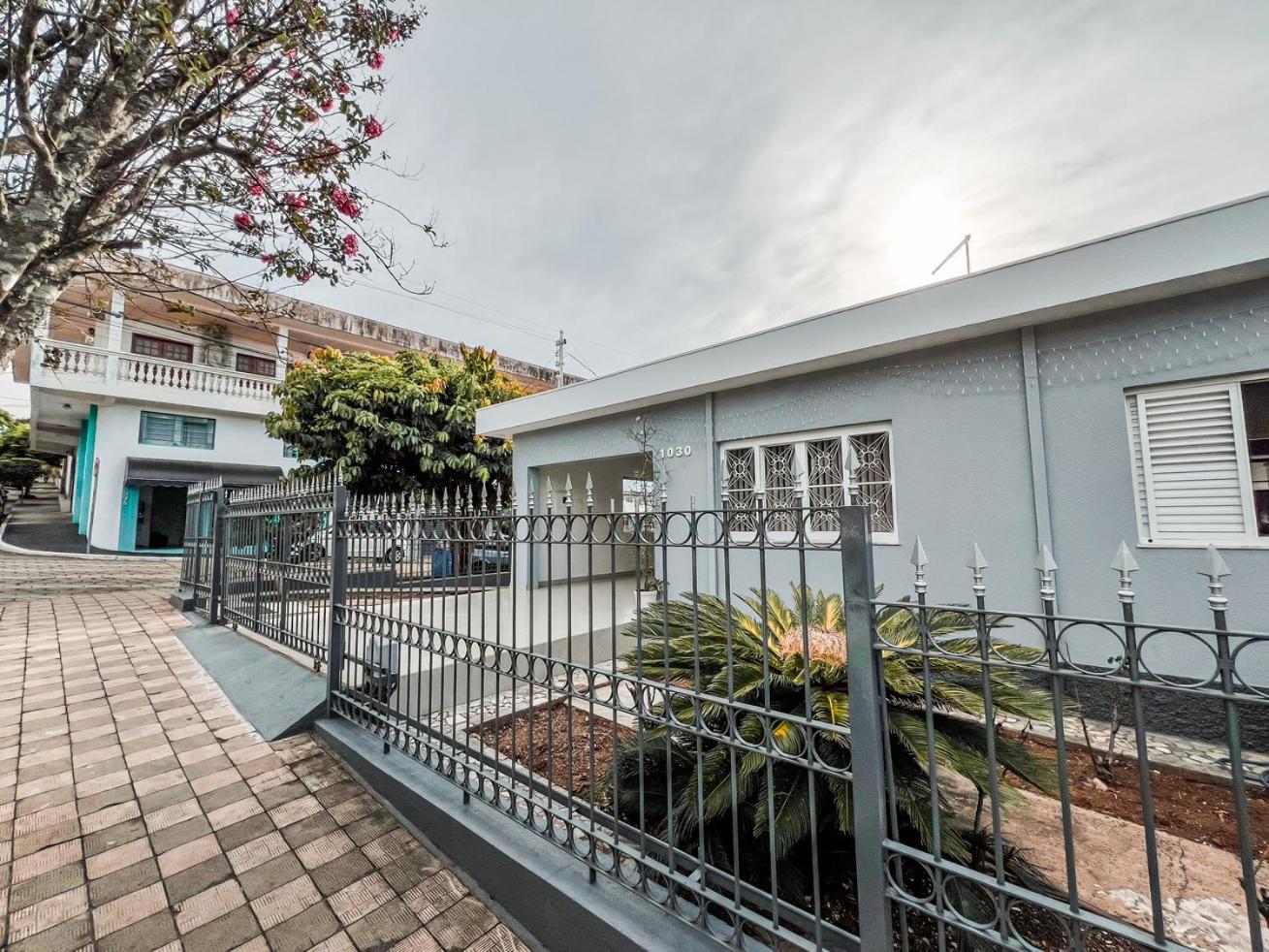 Bela casa c WiFi e churrasq em Monte Siao MG